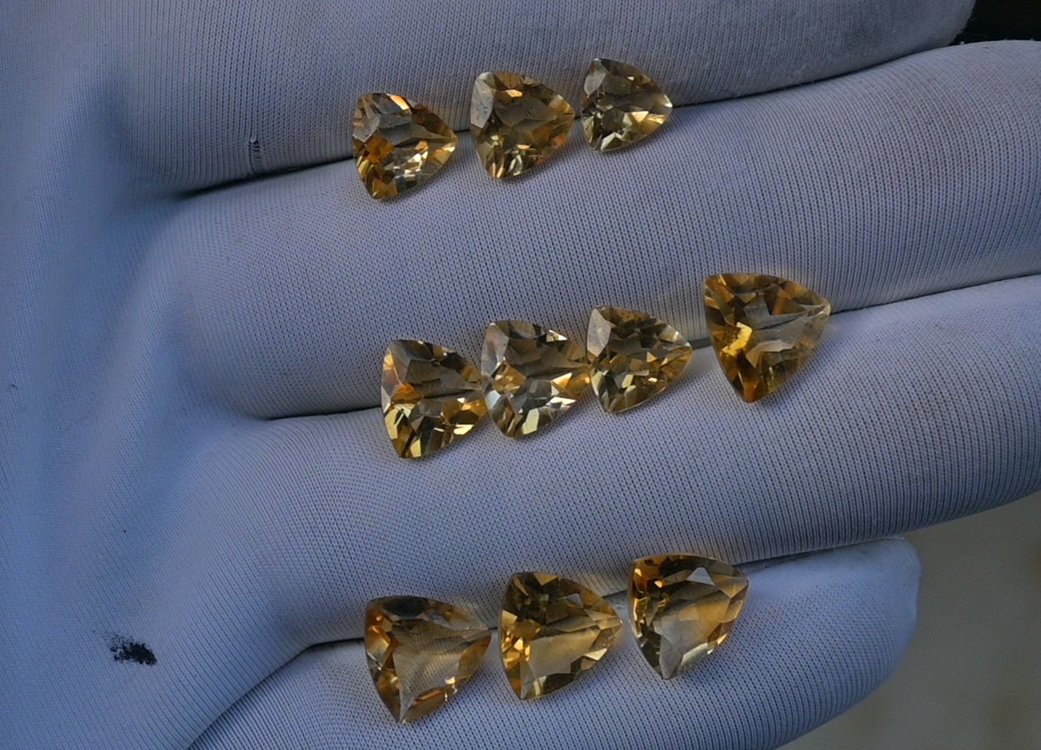 Natural Citrine Gemstone Faceted Cut Trillion Shape High Quality Loose Gemstones For Jewelry Making 7-10 MM Size 10 Pcs V3749
