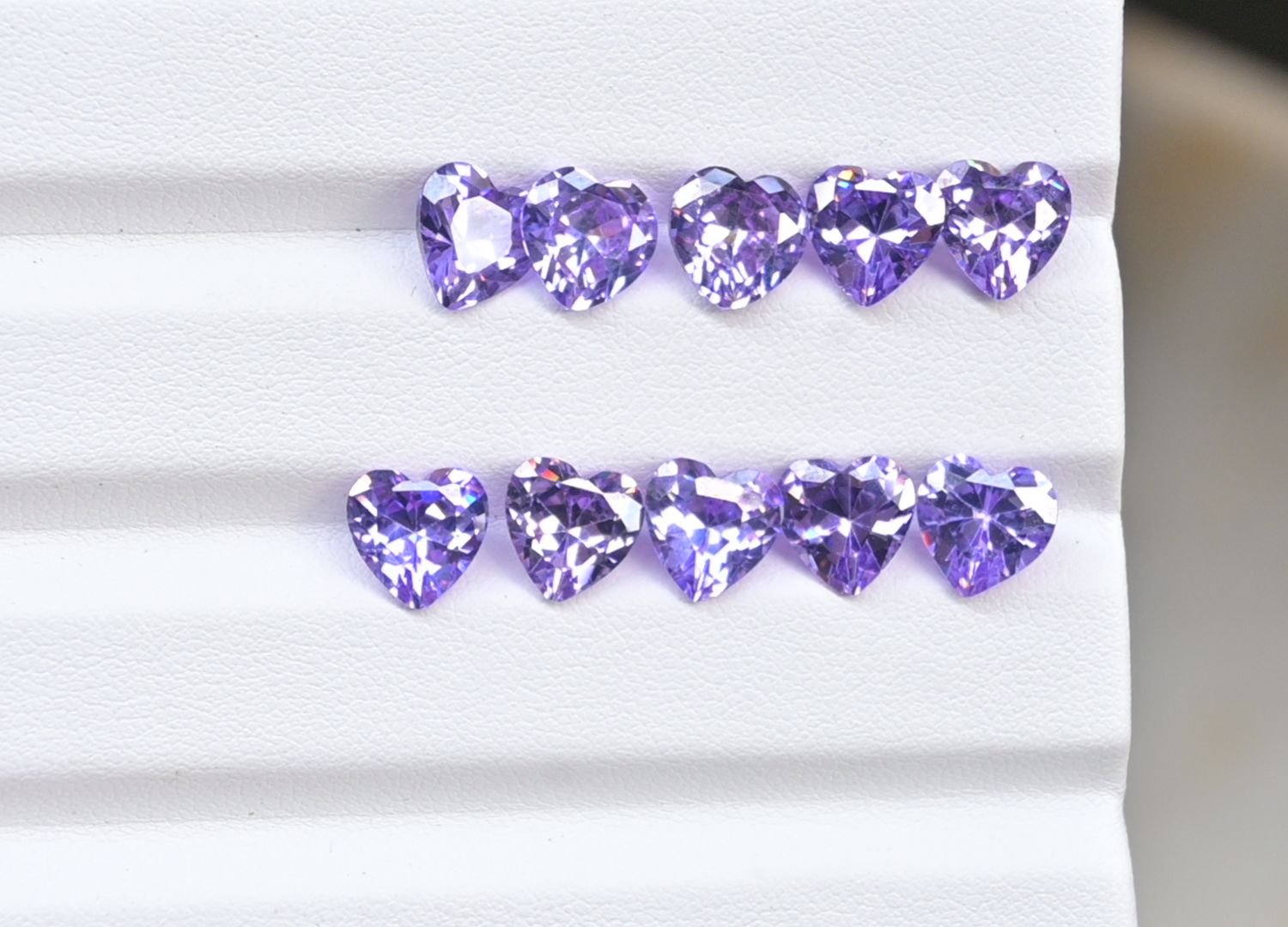 Zircon Gemstone Faceted Cut Heart Shape High Quality Loose Gemstones For Jewelry Making 8 MM Size 10 Pcs V3772