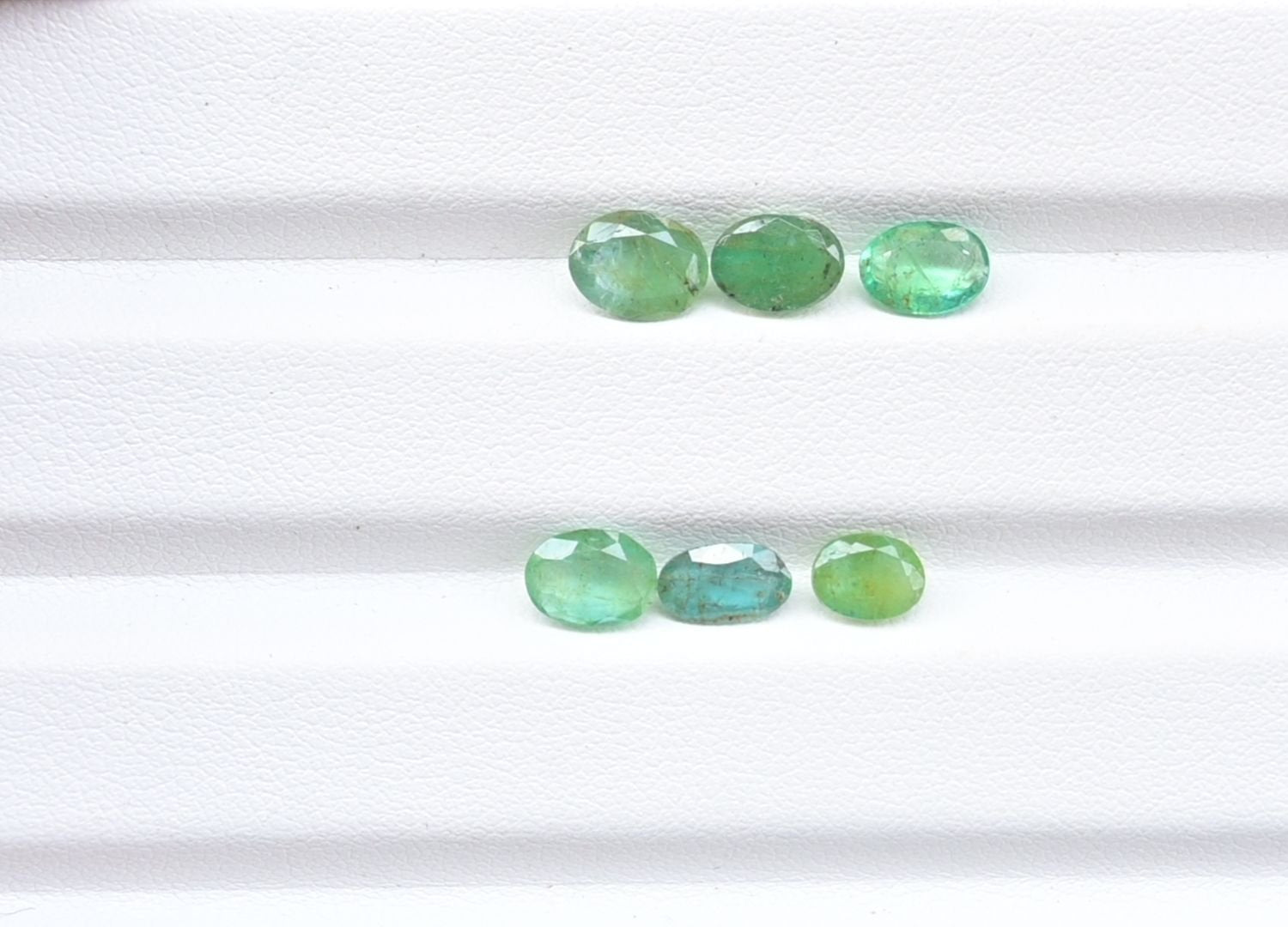 Natural Emerald Gemstone Faceted Cut Oval Shape High Quality Loose Gemstones For Jewelry Making 6-7 MM Size 6 Pcs V3777