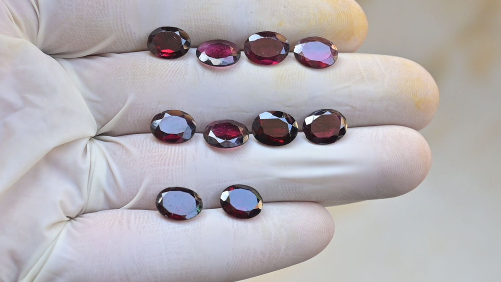 Natural Garnet Gemstone Faceted Cut Oval Shape High Quality Loose Gemstone For Jewelry Making Wholesalegems 9x7 MM Size 10 Pcs SM25458