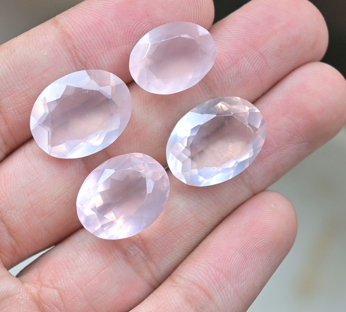 Natural Rose Quartz Gemstone Faceted Cut Oval Shape High Quality Loose Gemstone For Jewelry Making Wholesalegems 15-19 MM Size 4 Pcs SM25498