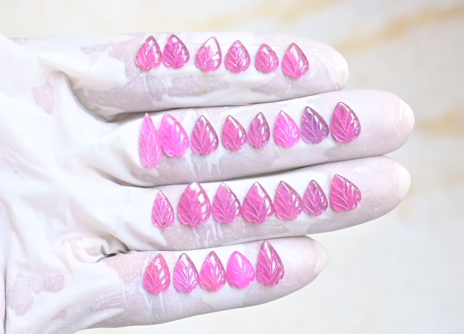 Natural Ruby Gemstone Hand Carved Leaf Shape Cabochon High Quality Loose Gemstones For Jewelry Making 8-14 MM Size 26 Pcs V3805