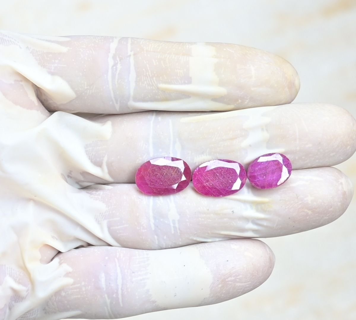 Natural Ruby Gemstone Faceted Cut Oval Shape High Quality Loose Gemstones For Jewelry Making 12-15 MM Size 3 Pcs V3935
