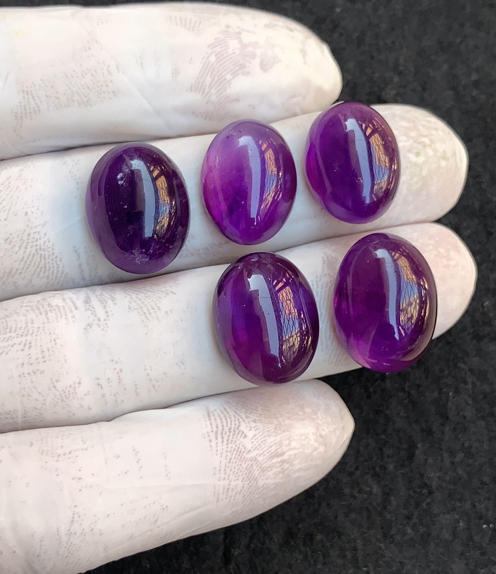 Natural Amethyst Gemstone Smooth Oval Shape Cabochon High Quality Loose Gemstones For Jewelry Making 16-19 MM Size 5 Pcs V4537