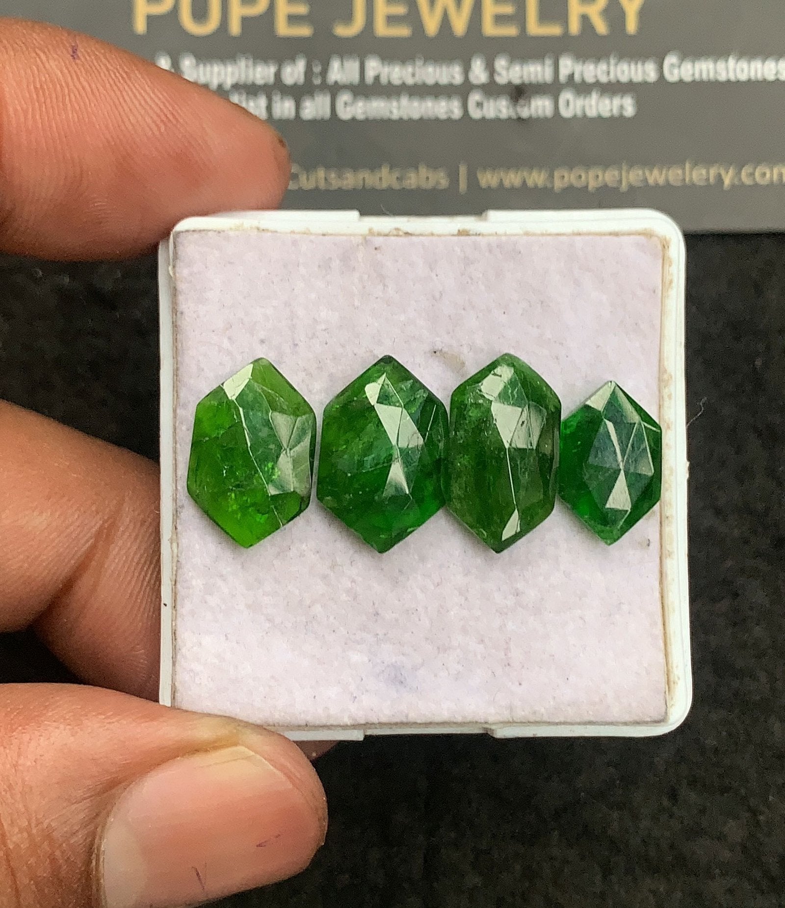 Natural Chrome Gemstone Rose Cut Hexagon Shape Cabochon High Quality Loose Gemstones For Jewelry Making 12-15 MM Size 4 Pcs V3292