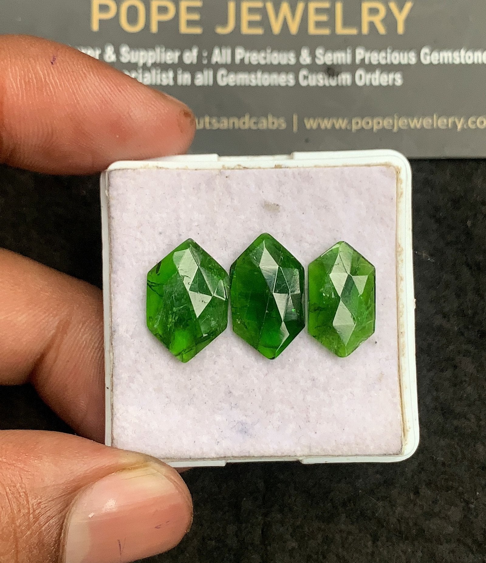 Natural Chrome Gemstone Rose Cut Hexagon Shape Cabochon High Quality Loose Gemstones For Jewelry Making 15-17 MM Size 3 Pcs V3294