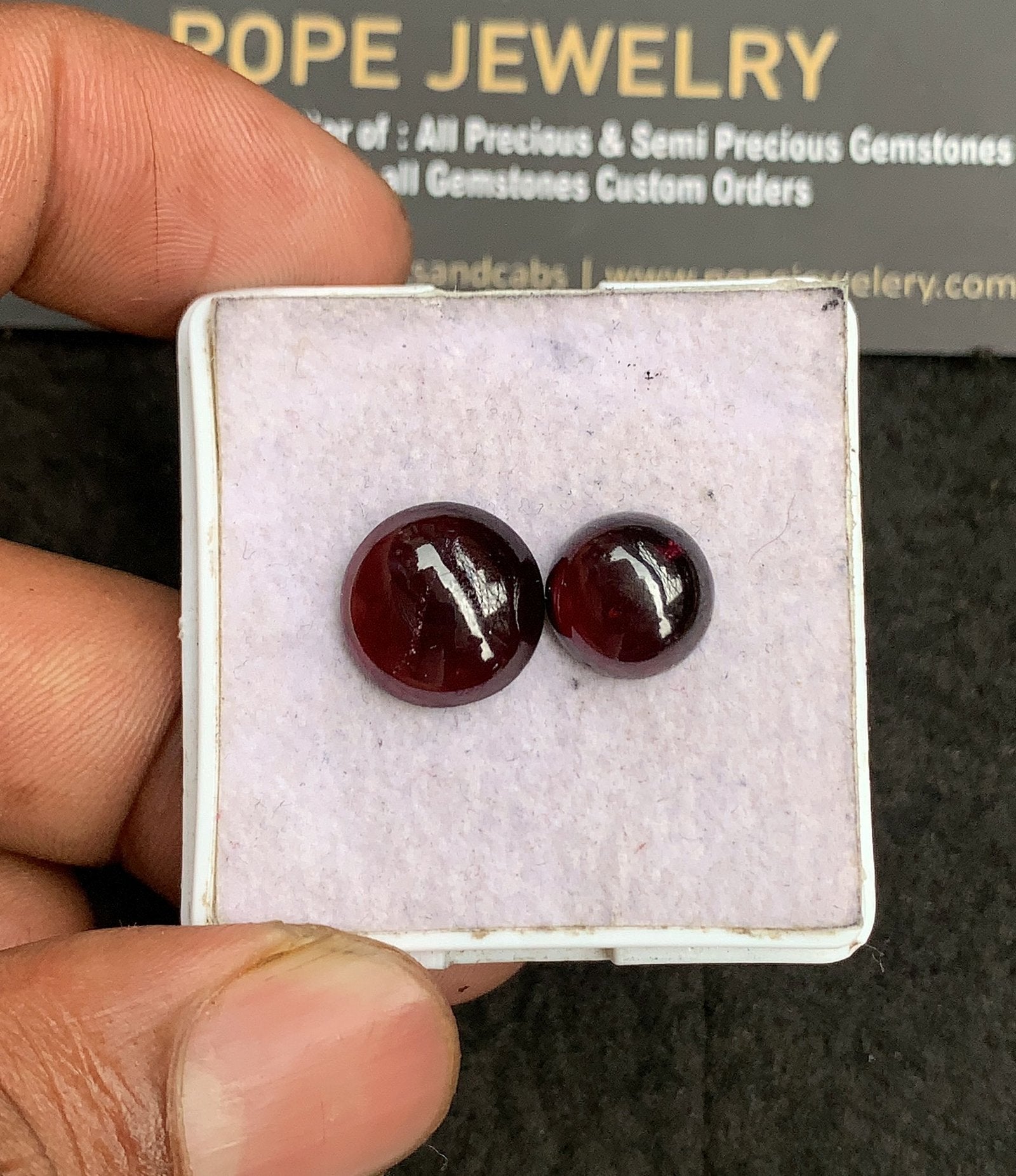 Natural Garnet Gemstone Smooth Round Shape Cabochon High Quality Loose Gemstones For Jewelry Making 10-12 MM Size 2 Pcs V3349