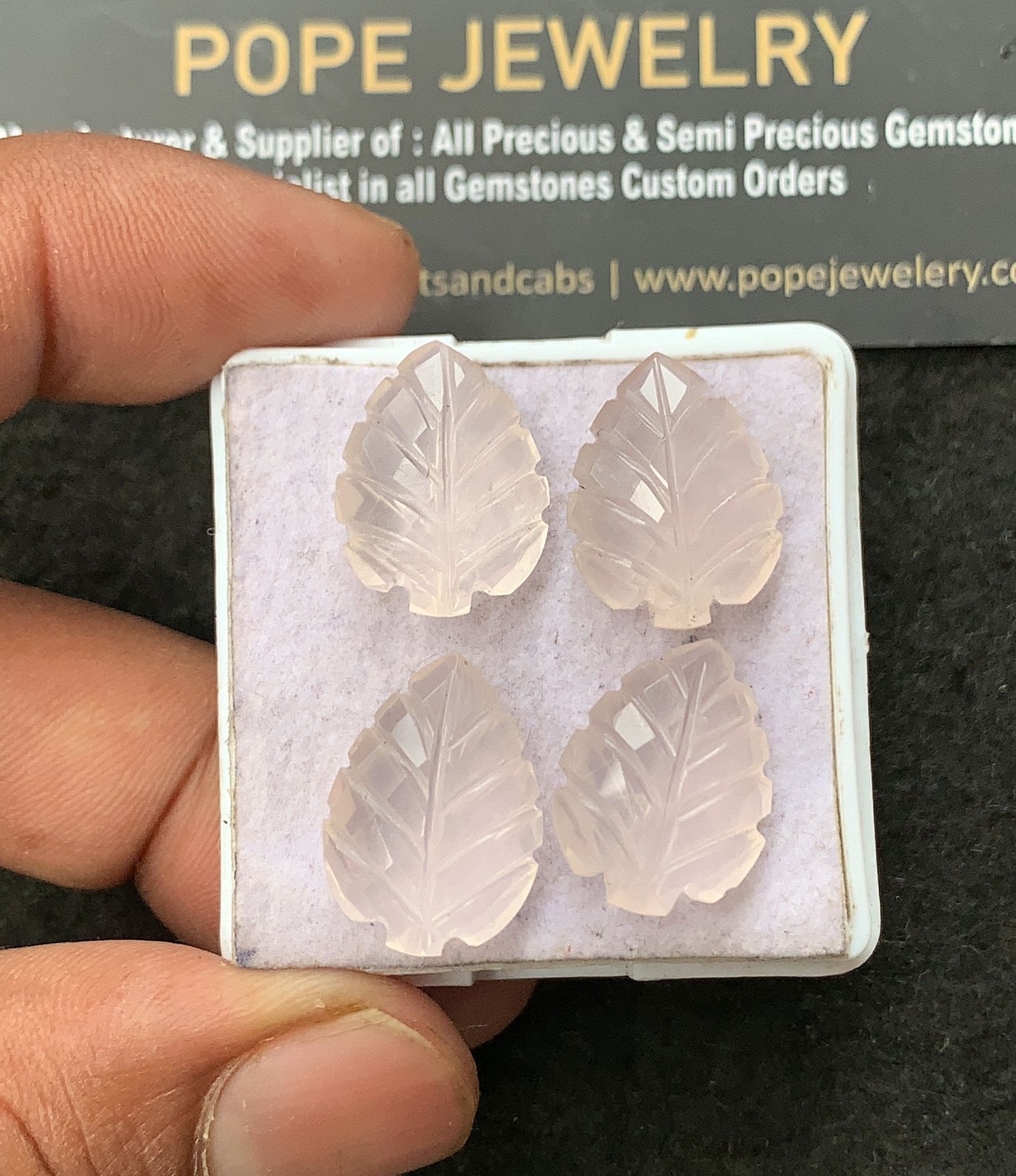 Natural Rose Quartz Gemstone Hand Carved Leaf Shape Cabochon High Quality Loose Gemstones For Jewelry Making 17x13 MM Size 4 Pcs V3406