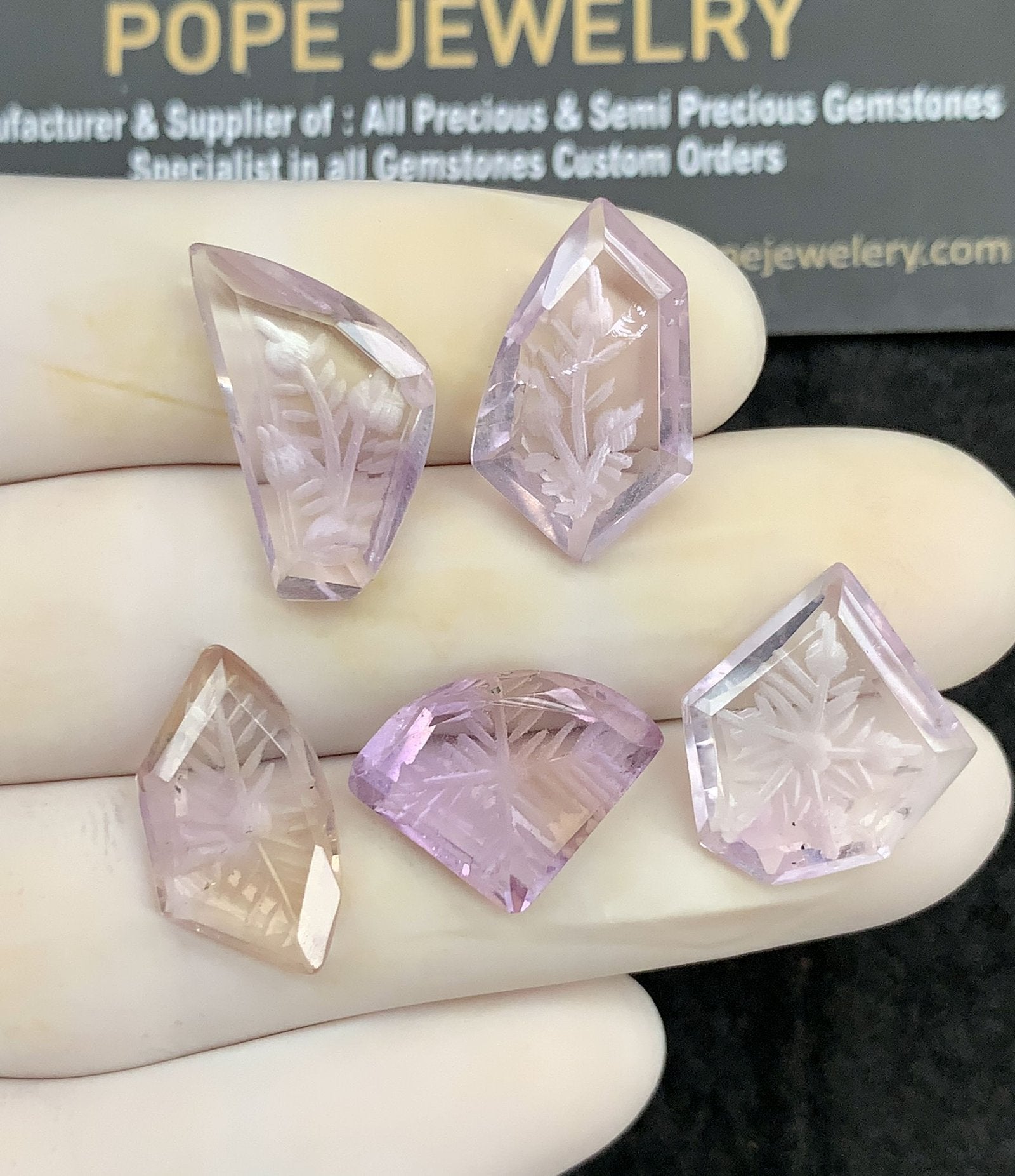 Natural Amethyst Gemstone Hand Carved Fancy Cabochon High Quality Loose Gemstones For Jewelry Making 17-20 MM Size 5 Pcs SM24587