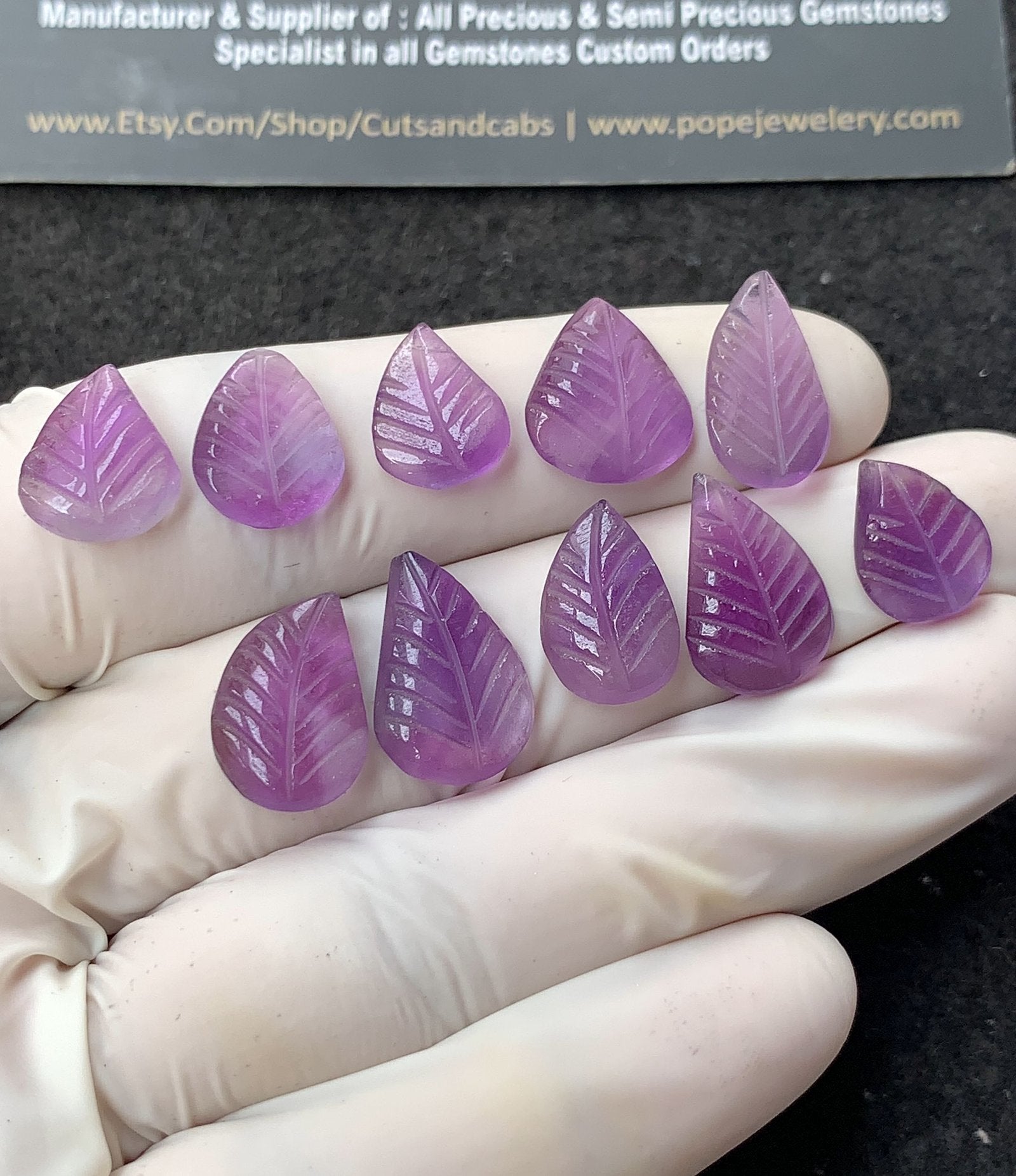 Natural Amethyst Gemstone Hand Carved Leaf Shape Cabochon High Quality Loose Gemstones For Jewelry Making 11-16 MM Size 10 Pcs V2775