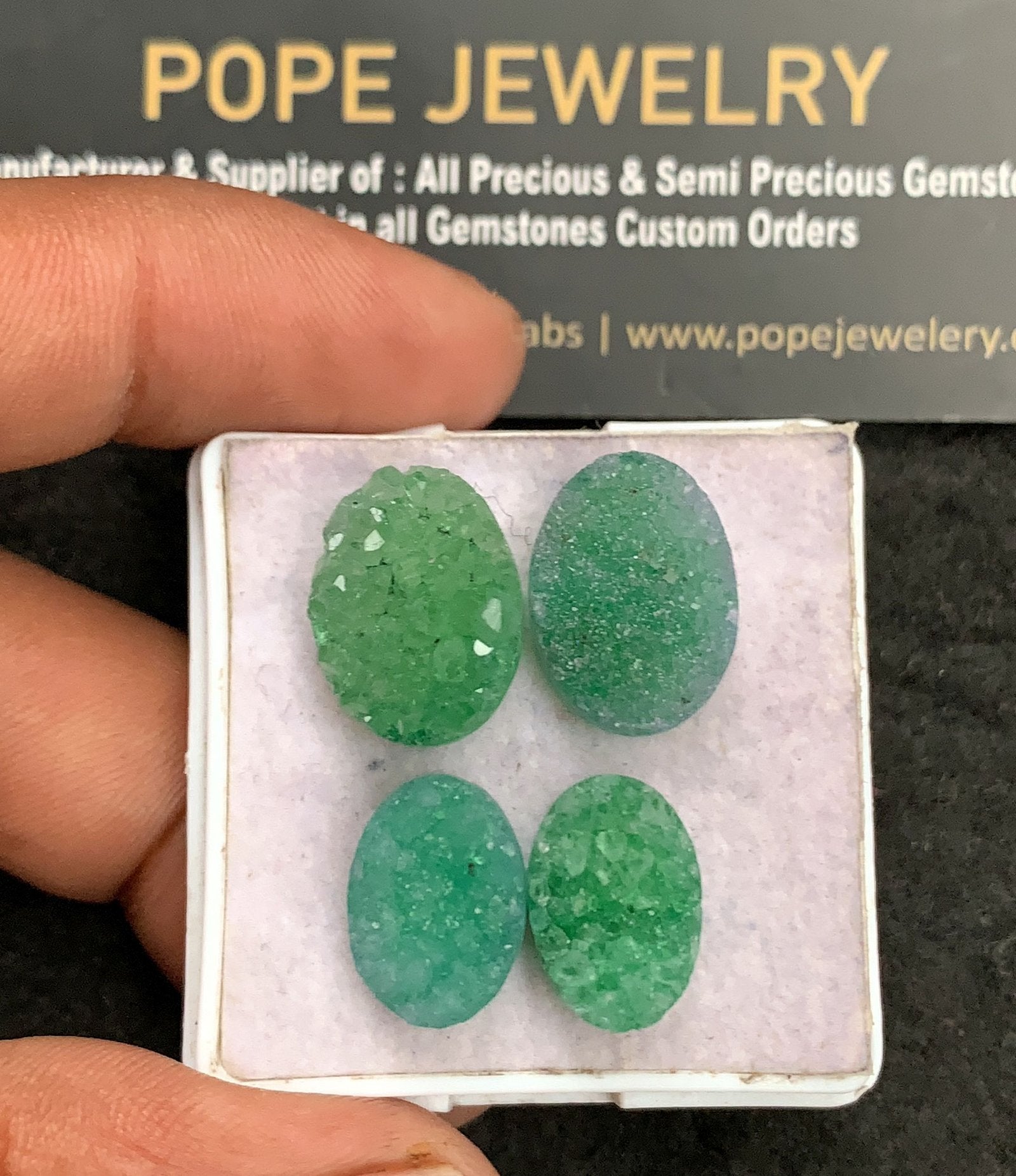 Natural Green Agate Gemstone Smooth Oval Shape Cabochon High Quality Loose Gemstones For Jewelry Making 14-16 MM Size 4 Pcs V3523