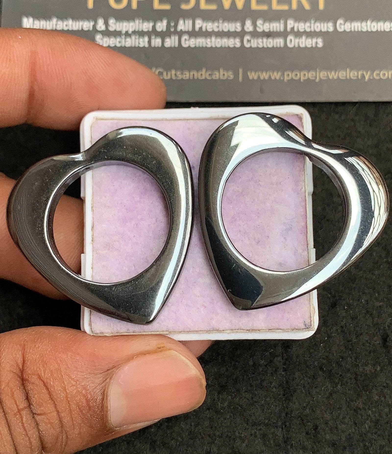 Natural Gun Metal Gemstone Smooth Heart Shape Cabochon High Quality Loose Gemstones For Jewelry Making 33-34 MM Size 2 Pcs V3539