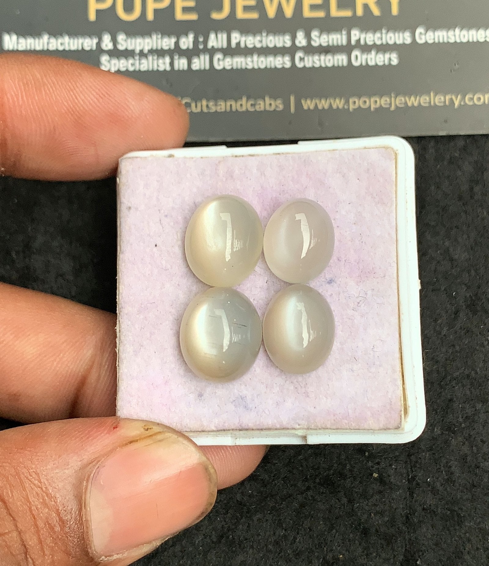 Natural White Moonstone Gemstone Smooth Oval Shape Cabochon High Quality Loose Gemstones For Jewelry Making 11-13 MM Size 4 Pcs V3608