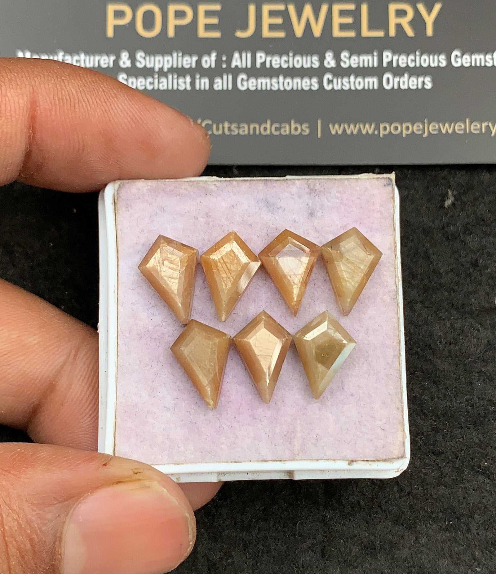 Natural Golden Sapphire Gemstone Step Cut Fancy Shape Cabochon High Quality Loose Gemstones For Jewelry Making 12x8 MM Size 7 Pcs V3639