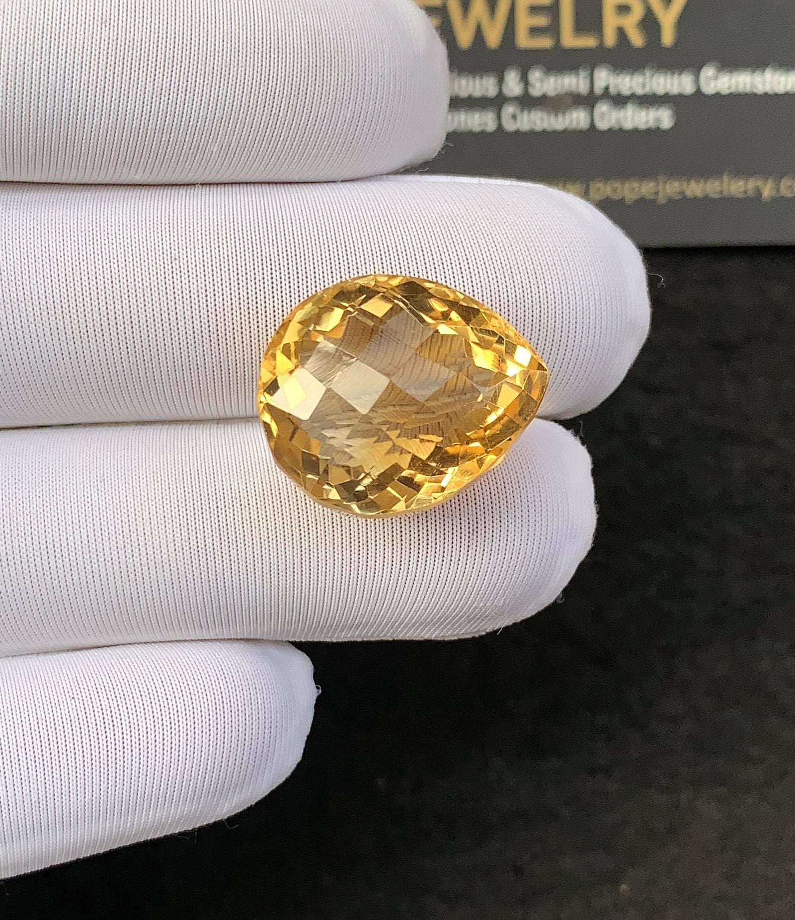 Natural Citrine Gemstone Faceted Cut Heart Shape High Quality Loose Gemstones For Jewelry Making 19x16x12 MM Size 1 Pcs SM24919