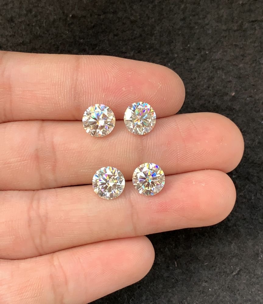 Moissanite Diamonds Gemstone Faceted Cut Round Shape High Quality Loose Gemstones For Jewelry Making 8 MM Size 4 Pcs SM23943