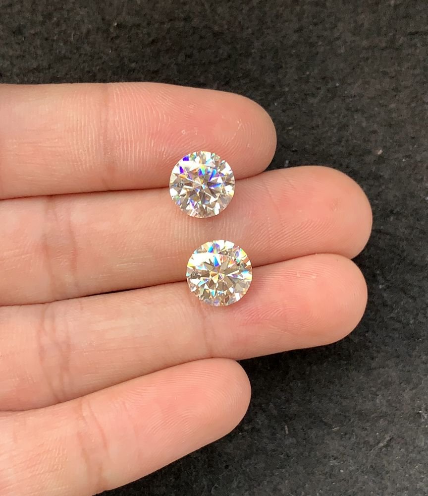 Moissanite Diamonds Gemstone Faceted Cut Round Shape High Quality Loose Gemstones For Jewelry Making 10 MM Size 2 Pcs SM23947