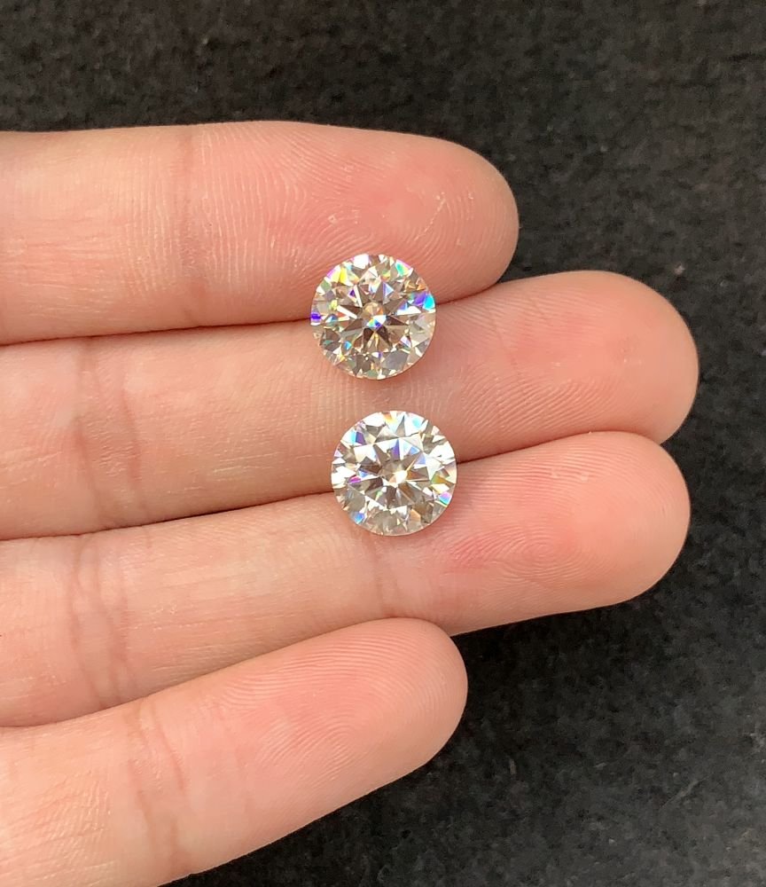 Moissanite Diamonds Gemstone Faceted Cut Round Shape High Quality Loose Gemstones For Jewelry Making 10 MM Size 2 Pcs SM23948