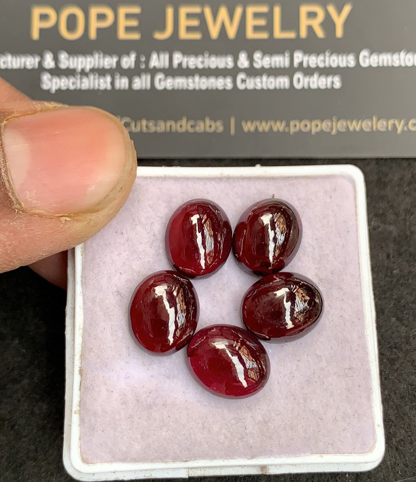 Natural Garnet Gemstone Smooth Oval Shape Cabochon High Quality Loose Gemstones For Jewelry Making 11x9 MM Size 5 Pcs V4912
