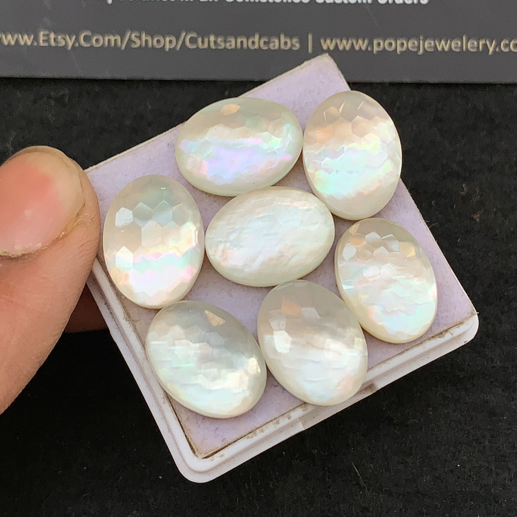 Natural Mother Of Pearl Doublet Gemstone Honey Comb Cut Oval Shape Cabochon Loose Gemstone For Jewelry Making Wholesalegems 16x12 MM Size 7 Pcs V5277