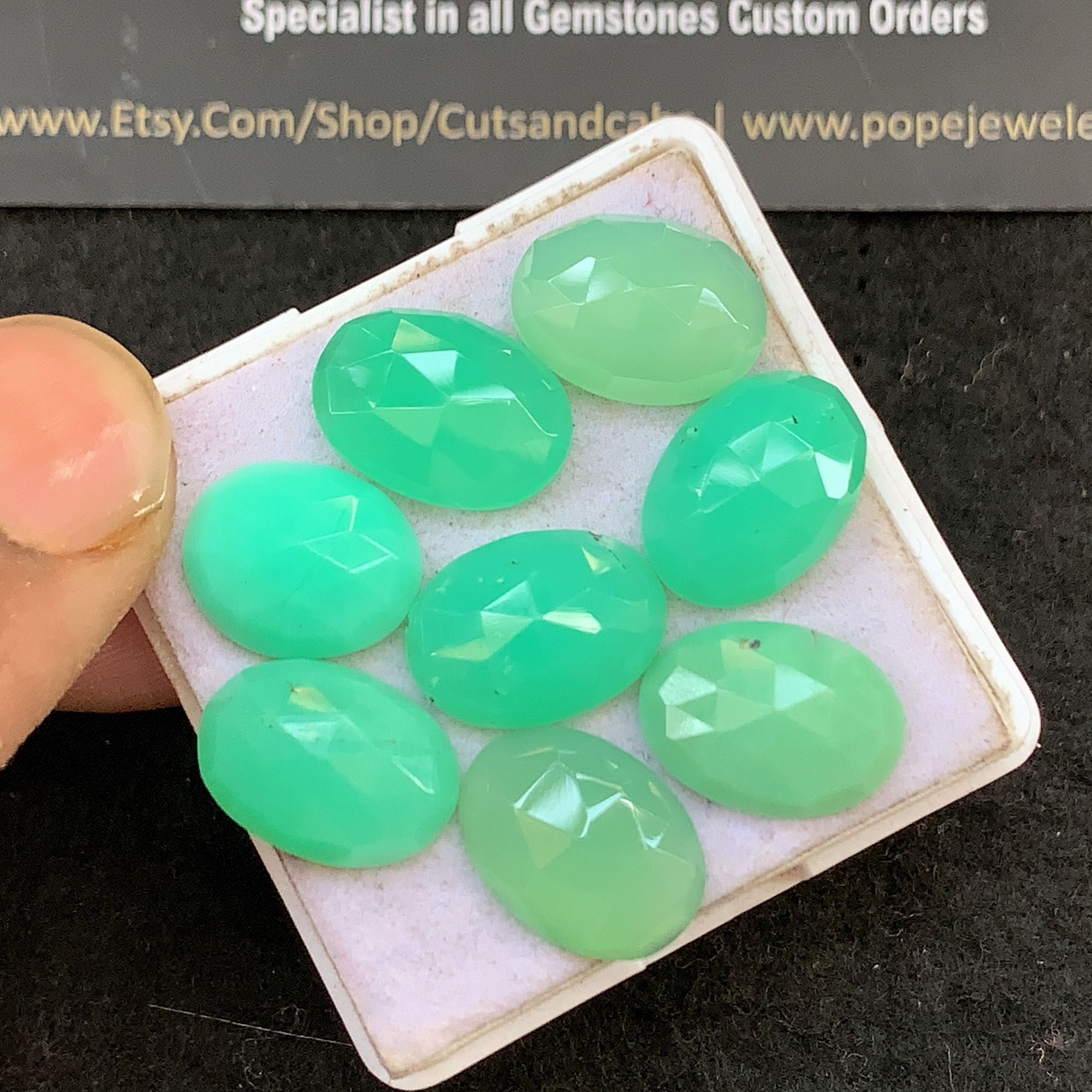Natural Chrysoprase Gemstone Rose Cut Oval Shape Cabochon Cabs High Quality Gemstone 13-14 MM 8 Pcs Jewelry Supply V5286