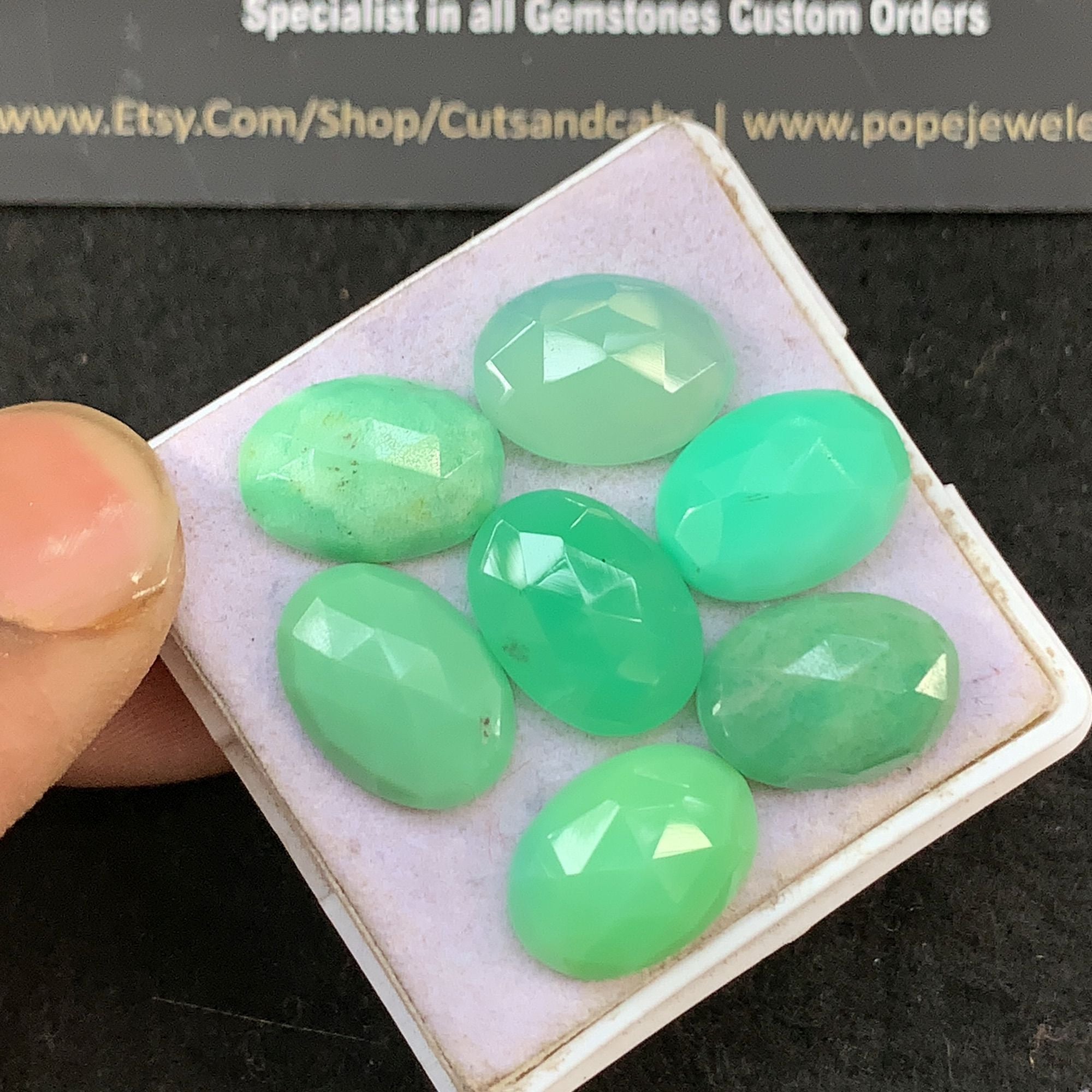 Natural Chrysoprase Gemstone Rose Cut Oval Shape Cabochon Cabs High Quality Gemstone 14x10 MM 7 Pcs Jewelry Supply V5287