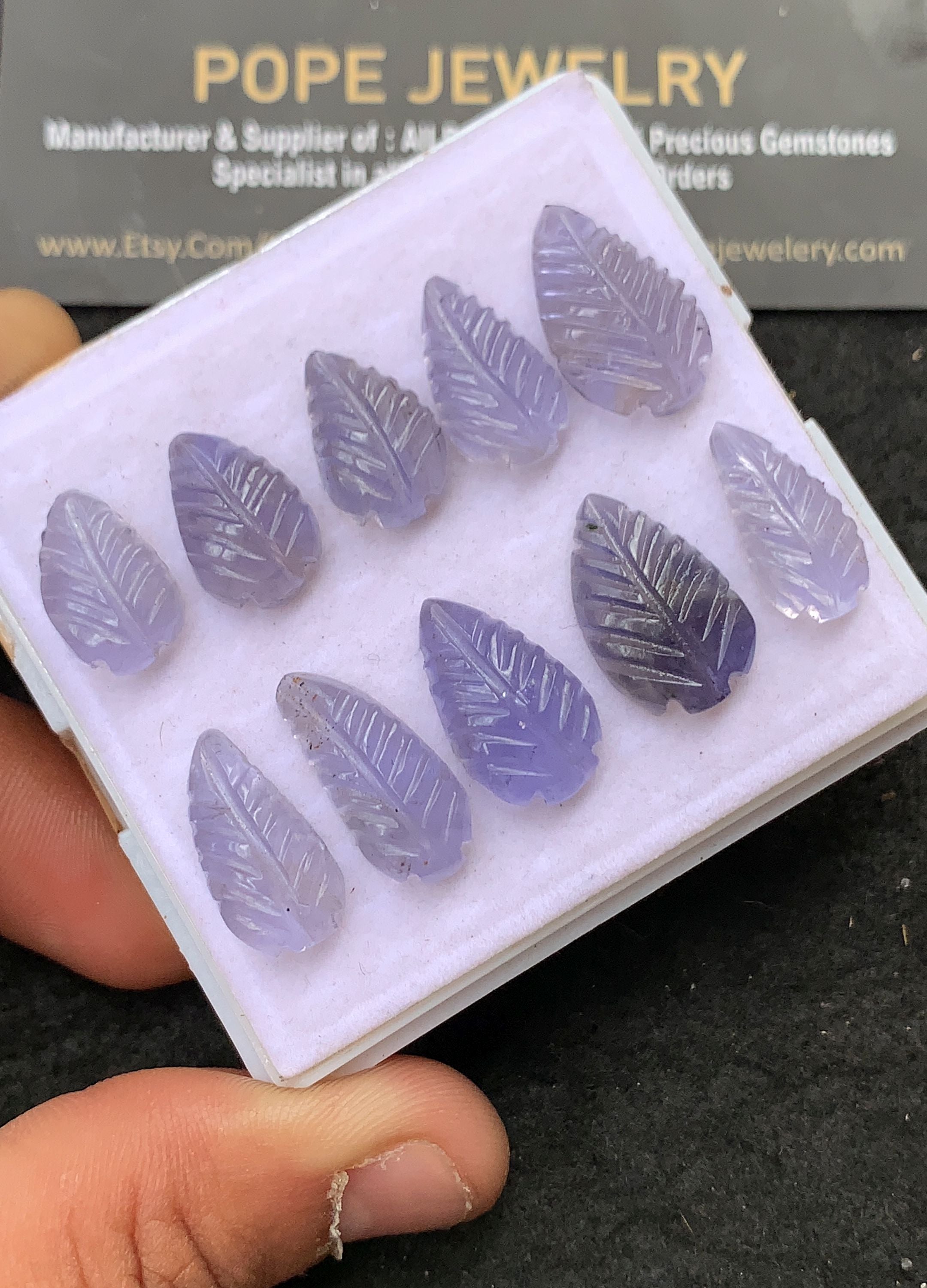 Natural Iolite Hand Carved Leaf Shape Cabochon High Quality Loose Gemstones For Jewelry Making 15-19 MM Size 10 Pcs V5307