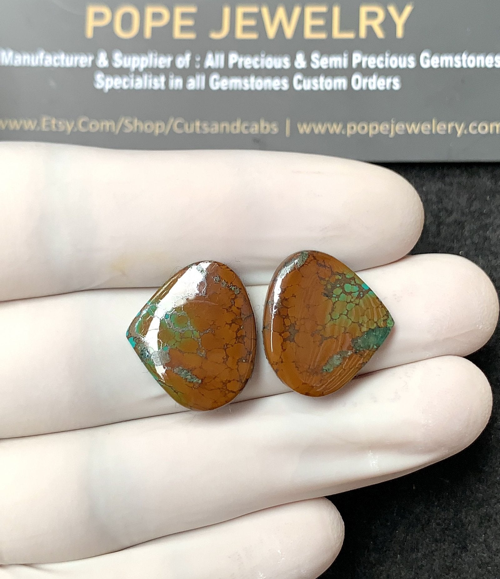Natural Tibetan Turquoise Gemstone Smooth Heart Shape Cabochon High Quality Loose Gemstones For Jewelry Making 19x16 MM Size 1 Pair V2865