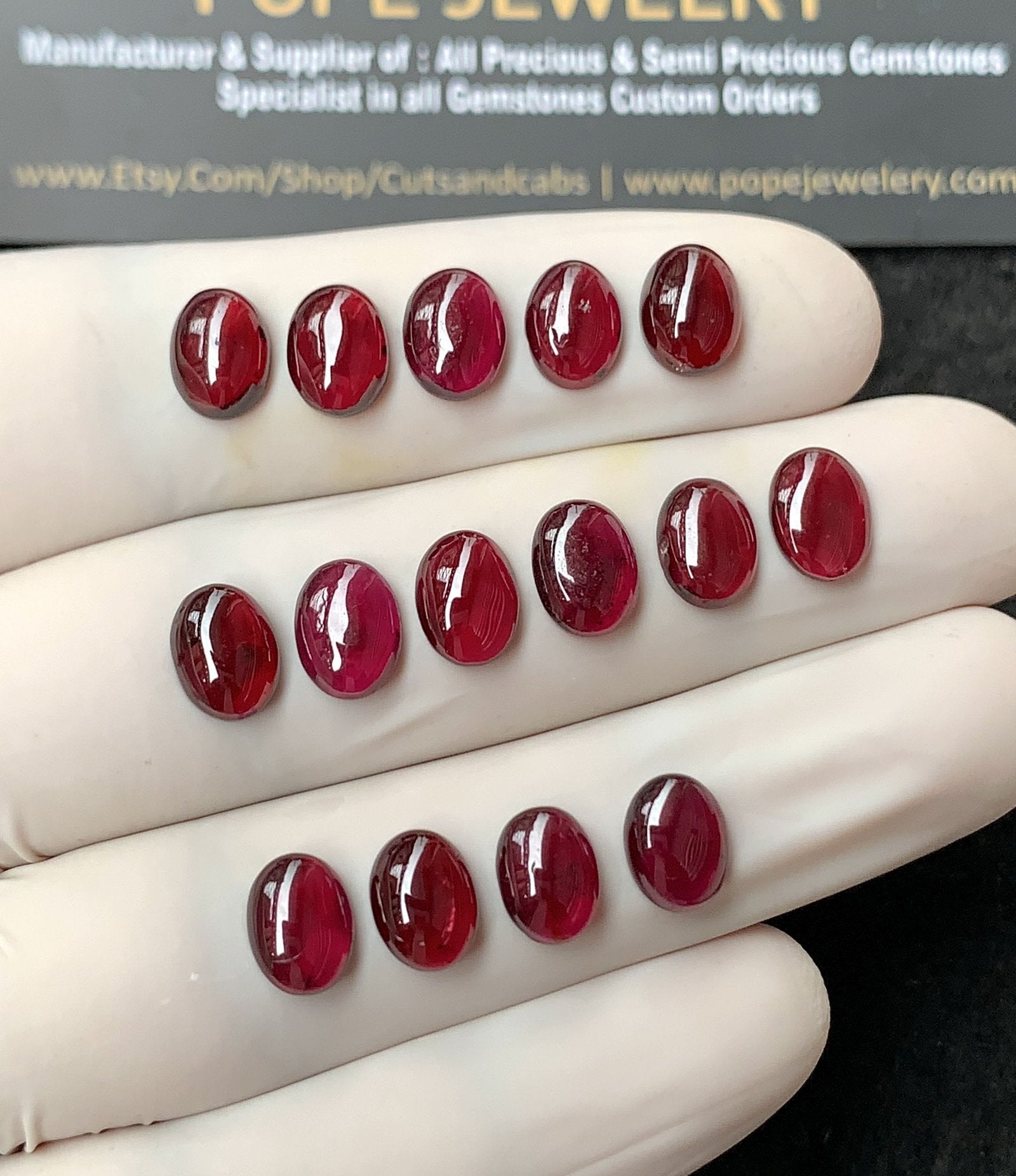 Natural Garnet Gemstone Smooth Oval Shape Cabochon High Quality Loose Gemstones For Jewelry Making 8x6 MM Size 15 Pc V2868
