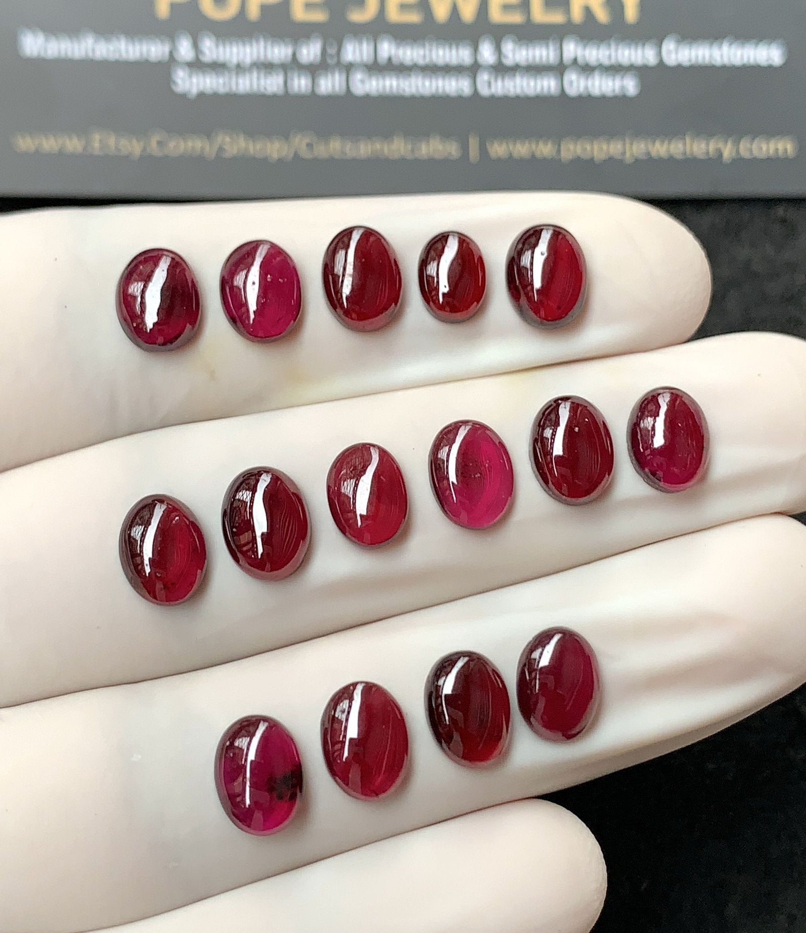 Natural Garnet Gemstone Smooth Oval Shape Cabochon High Quality Loose Gemstones For Jewelry Making 7-8 MM Size 15 Pc V2869