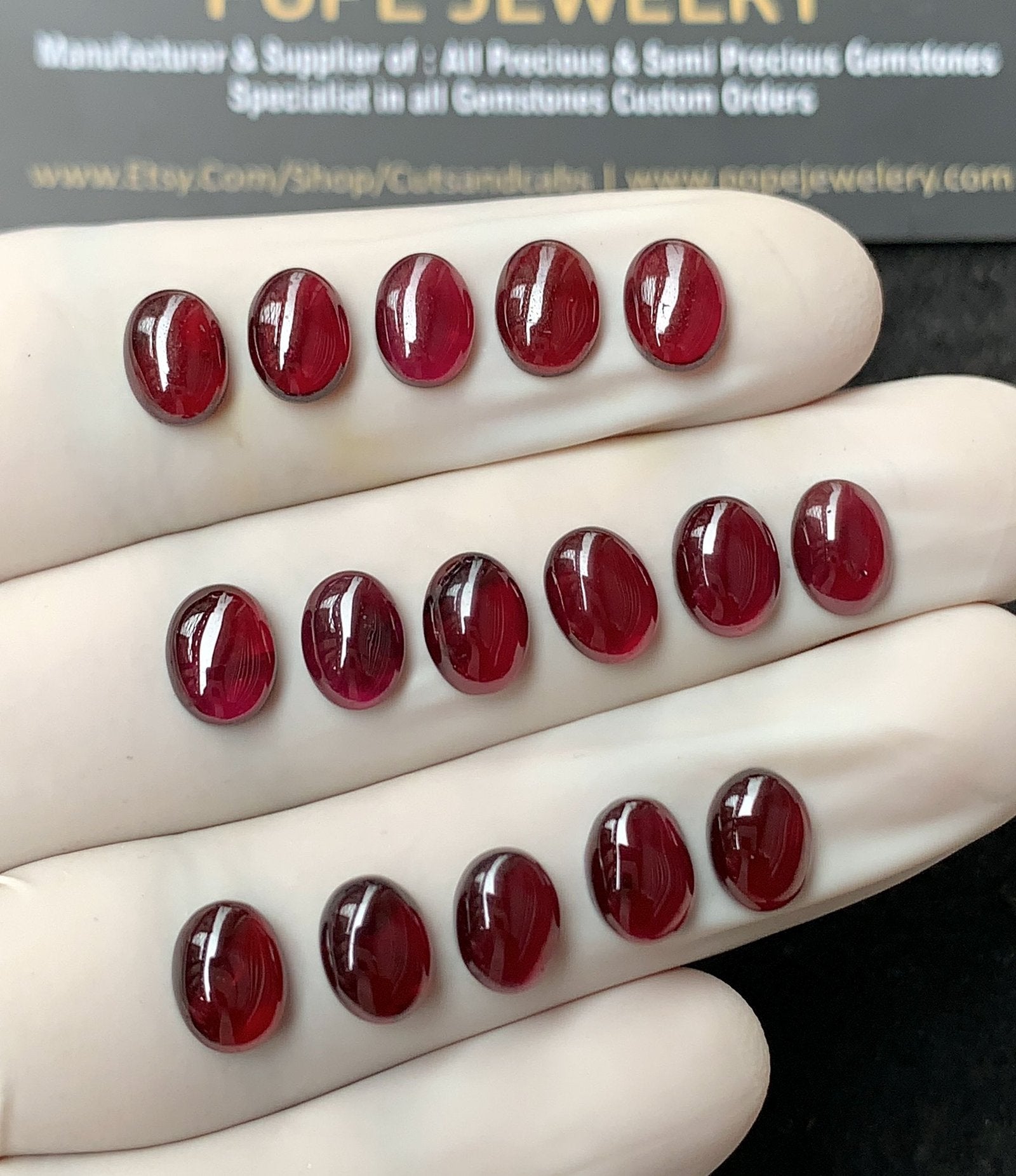 Natural Garnet Gemstone Smooth Oval Shape Cabochon High Quality Loose Gemstones For Jewelry Making 8x6 MM Size 16 Pc V2870