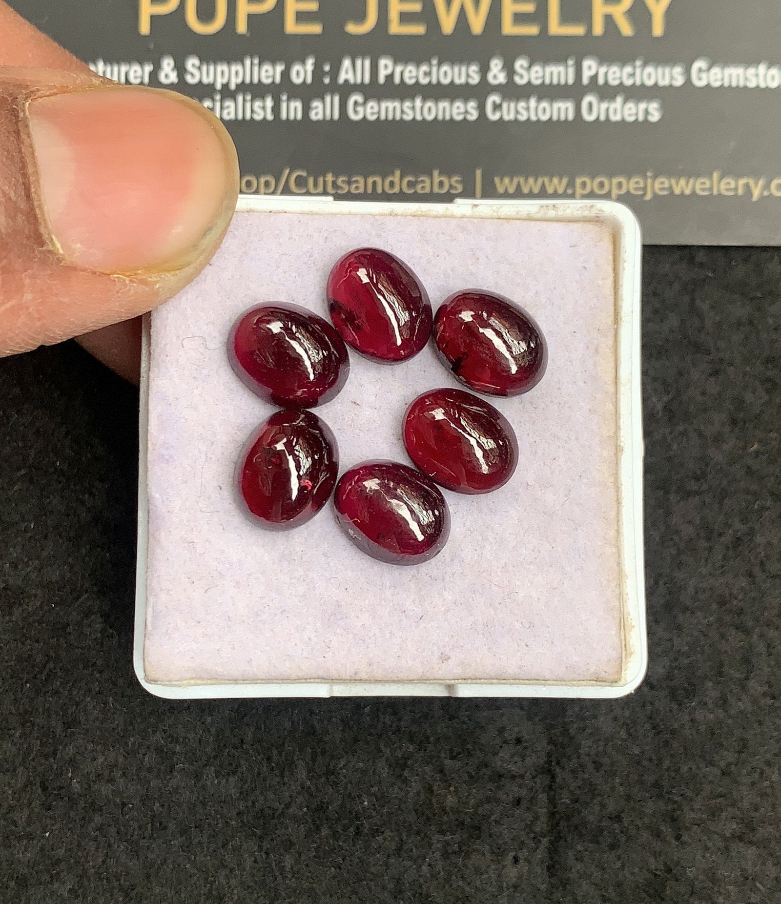 Natural Garnet Gemstone Smooth Oval Shape Cabochon High Quality Loose Gemstones For Jewelry Making 10x8 MM Size 6 Pcs V5008