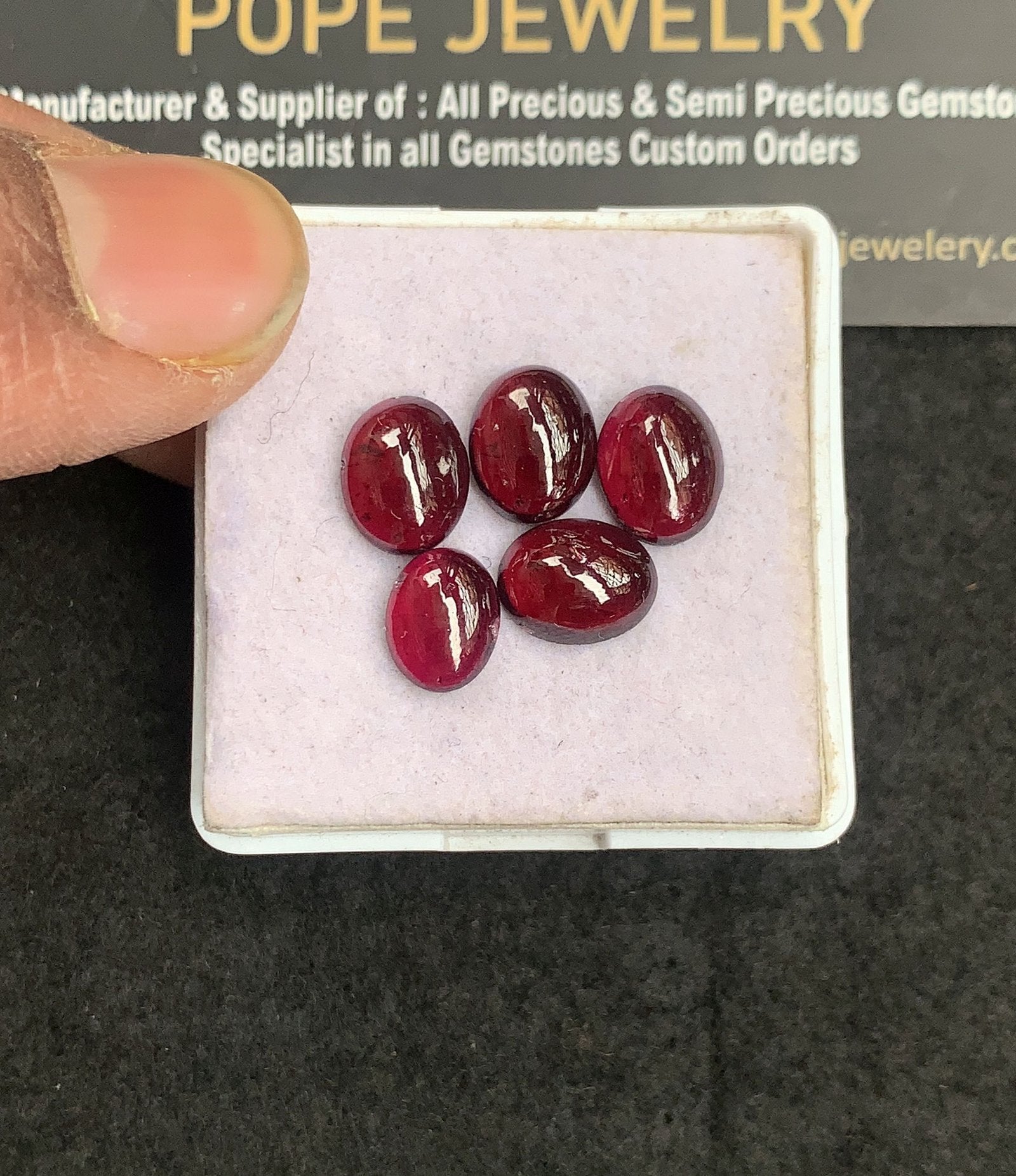 Natural Garnet Gemstone Smooth Oval Shape Cabochon High Quality Loose Gemstones For Jewelry Making 9-10 MM Size 5 Pcs V5009