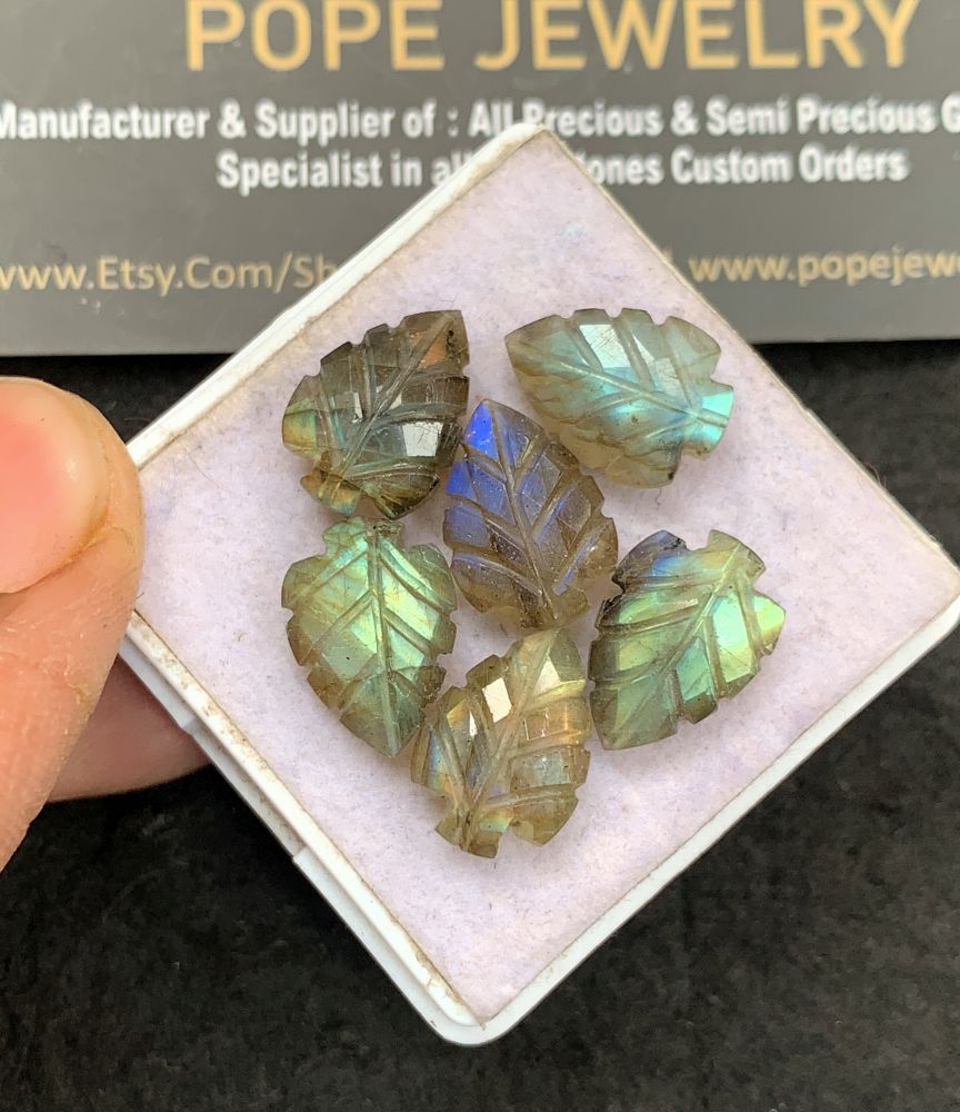 Natural Labradorite Gemstone Hand Carved Leaf Shape Cabochon High Quality Loose Gemstones For Jewelry Making 14x10 MM Size 6 Pcs V5146
