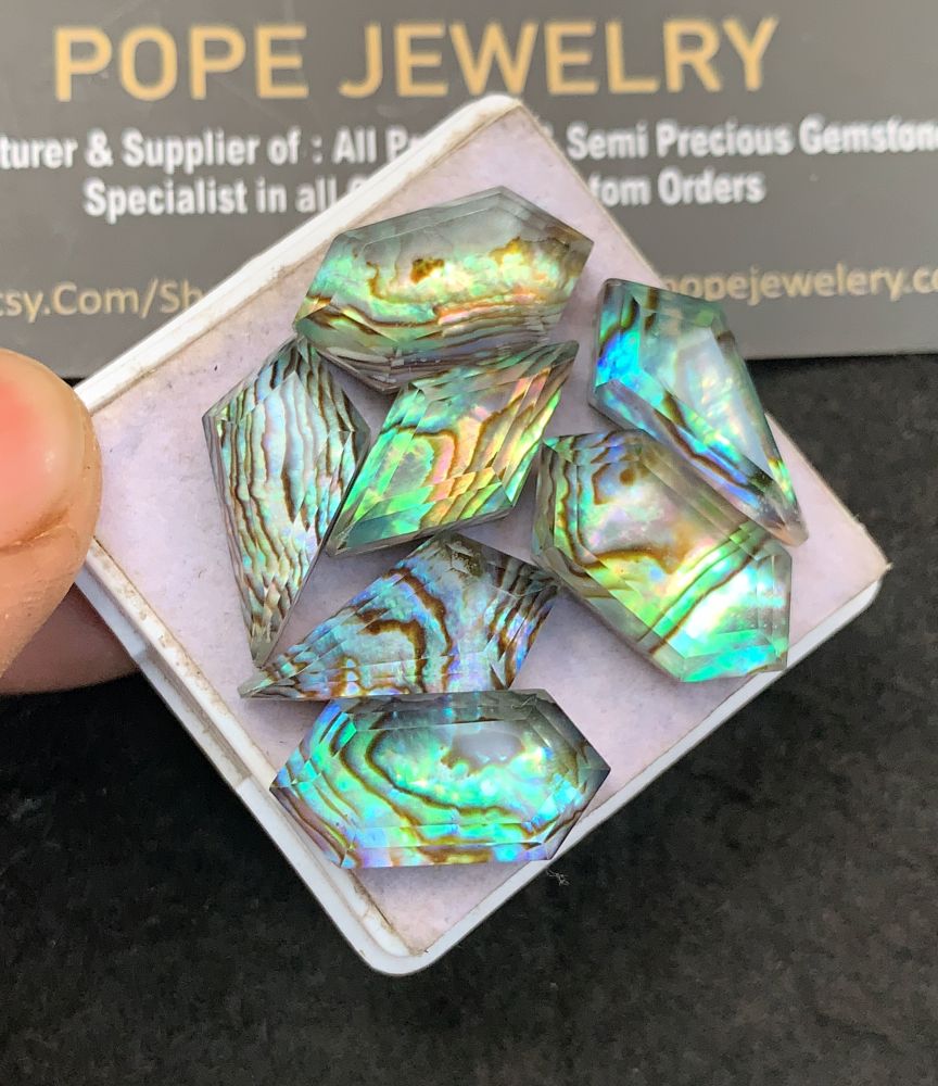 Natural Abalone Shell Pearl Doublet Gemstone Step Cut Mix Shape Cabochon High Quality Loose Gemstones For Jewelry Making 20x10 MM Size 7 Pcs V5150