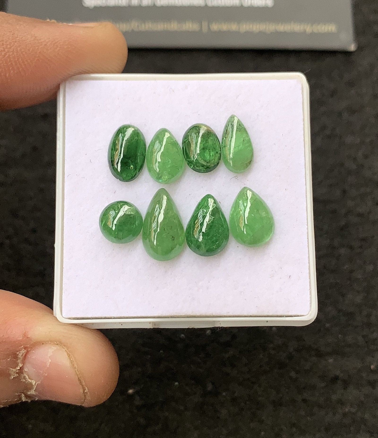 Natural Tsavorite Gemstone Smooth Mix Shape Cabochon High Quality Loose Gemstones For Jewelry Making 17-12 MM Size 8 Pcs V4305