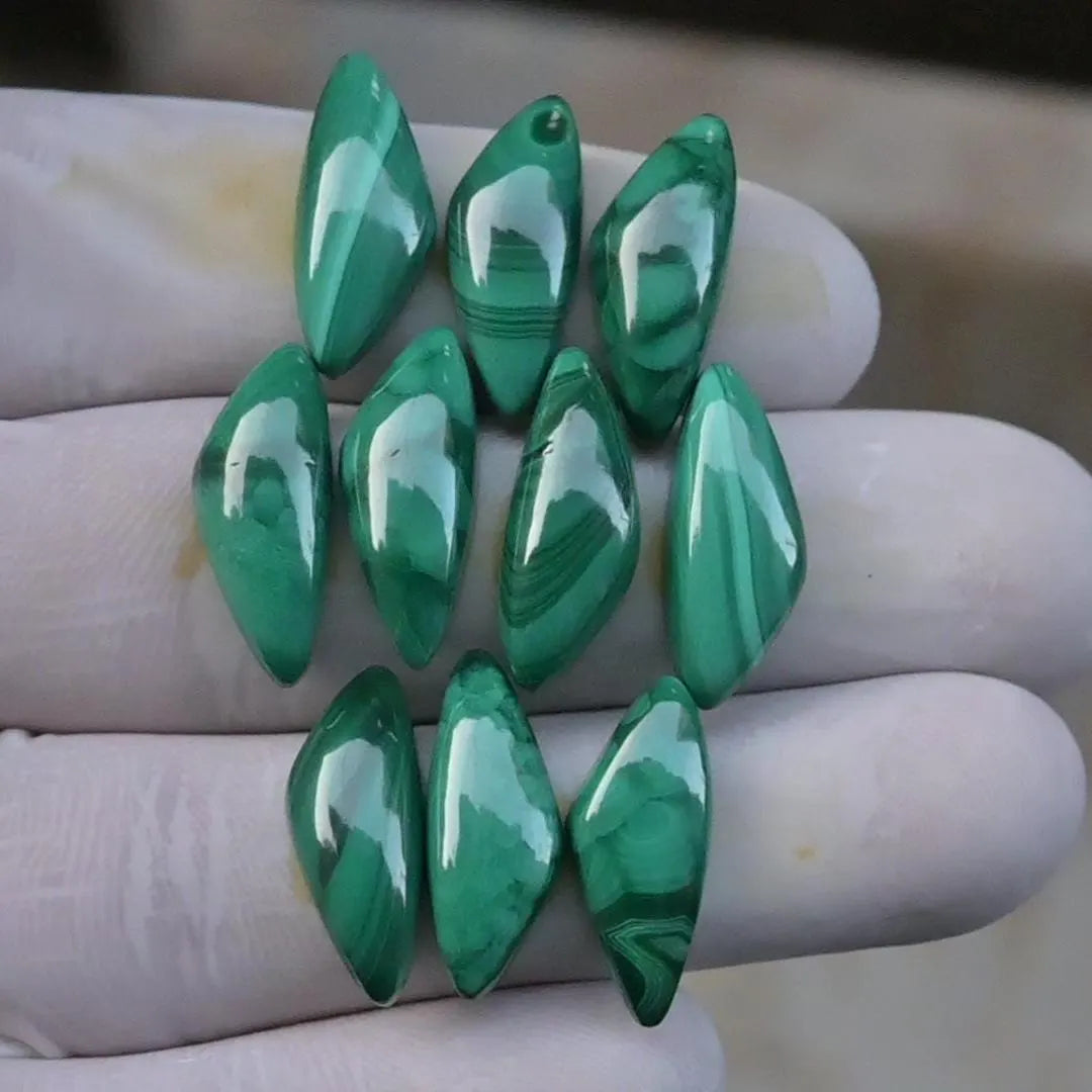 Natural Malachite Smooth Fancy Shape Cabochon High Quality Loose Gemstones For Jewelry Making 18-19 MM Size 10 Pcs SM23643