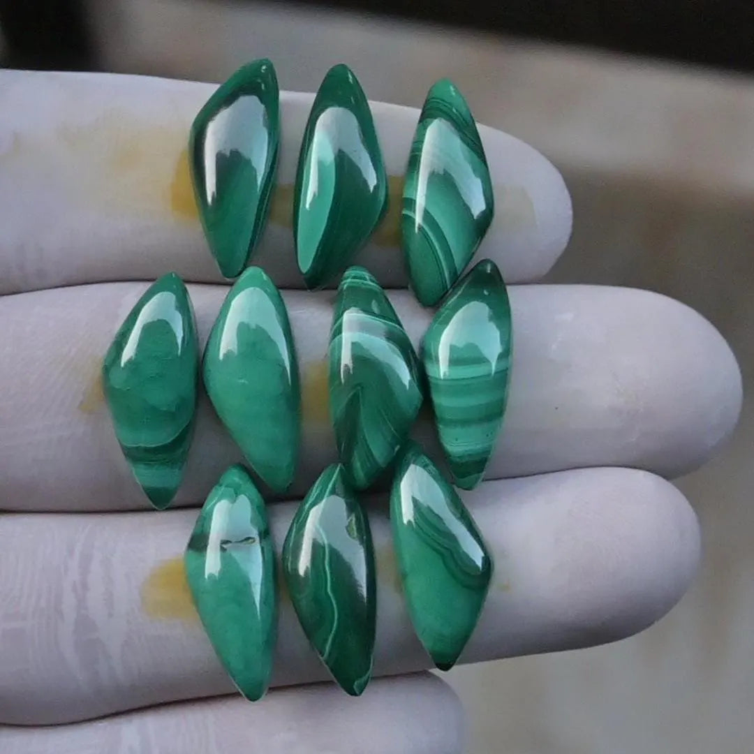 Natural Malachite Smooth Fancy Shape Cabochon High Quality Loose Gemstones For Jewelry Making 18-19 MM Size 10 Pcs SM23644