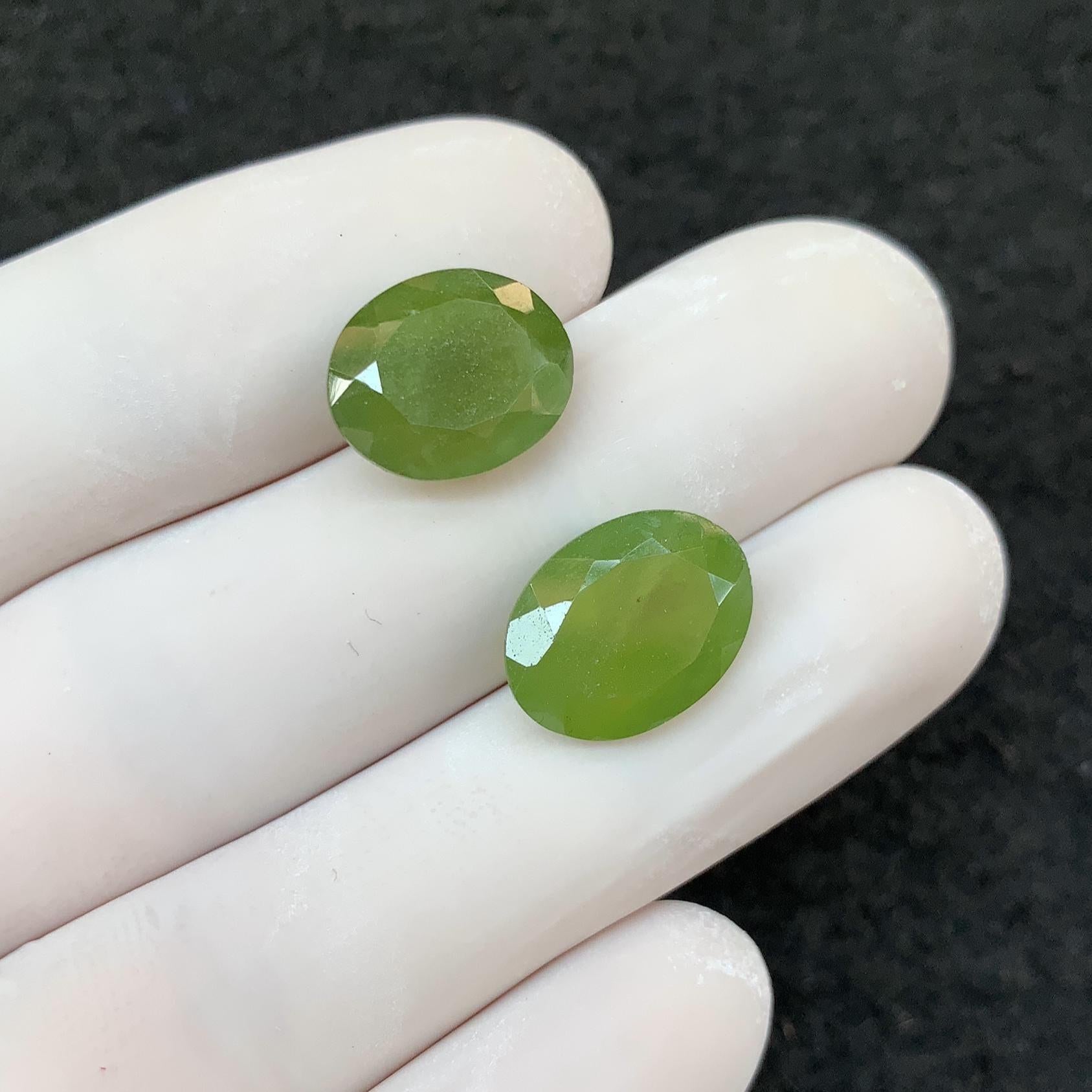 Vesuvianite Gemstone Cuts-Vesuvianite Faceted Cut Gemstone Vesuvianite Faceted Cut Oval 13-14 MM 2 Pcs High Quality Jewelry Supply SM24156