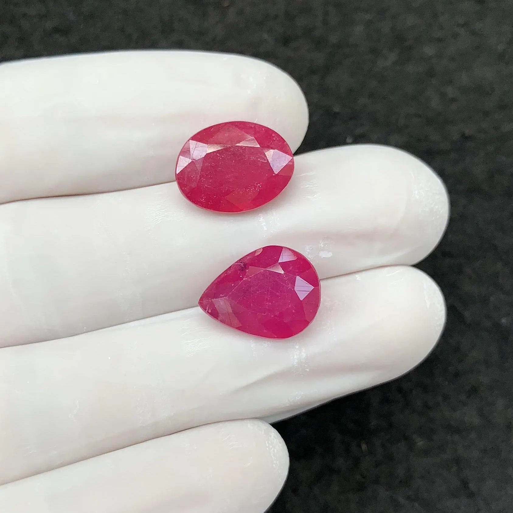 Natural Pink Sapphire Gemstone Pink Sapphire Faceted Cut Mix Shape 13-14 MM 2 Pcs High Quality Wholesale gems SM24161