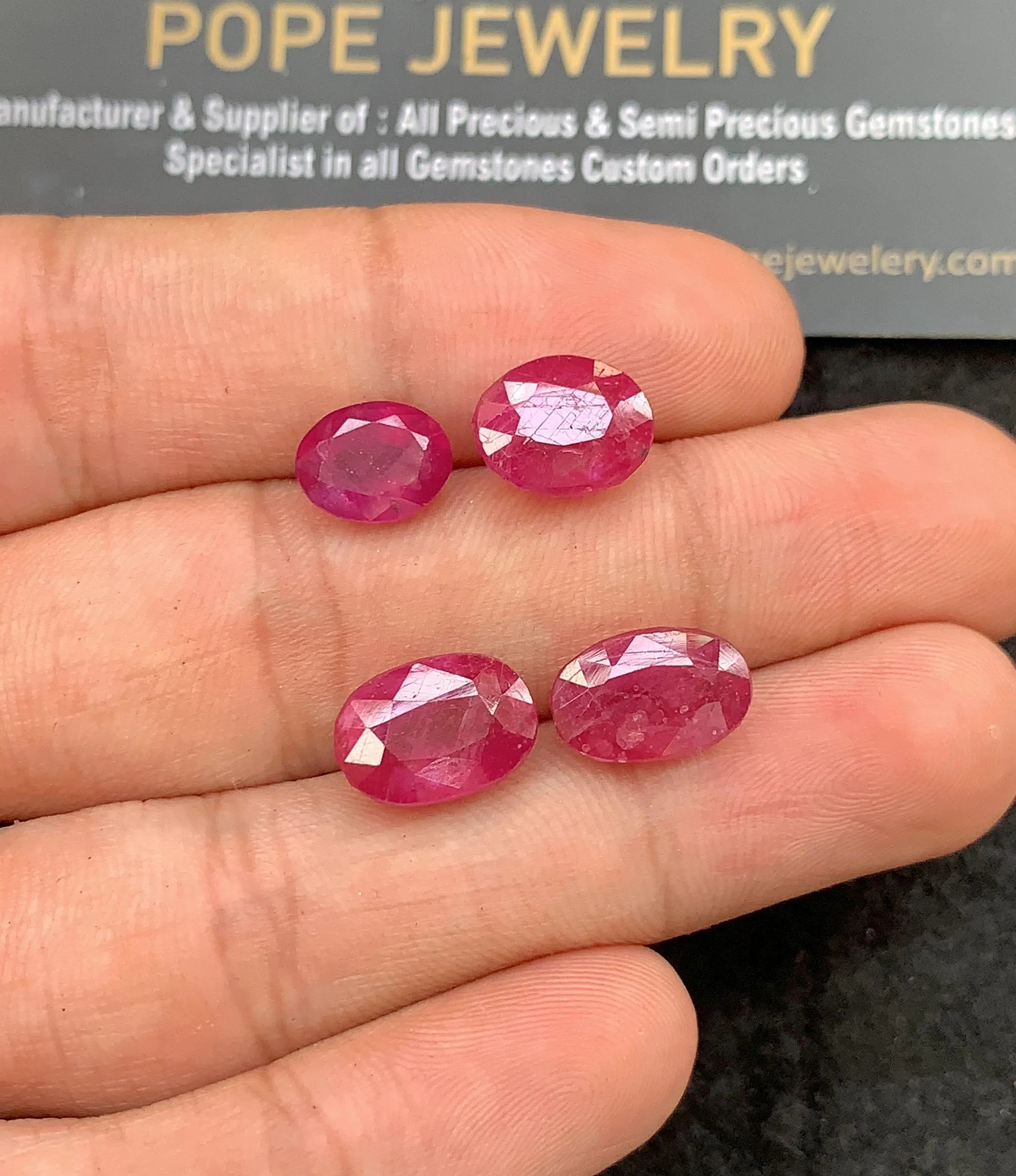 Natural Thailand Pink Sapphire Gemstone Faceted Cut Oval Cuts Loose Gemstones For Jewelry Making Wholesalegems 9-12 MM Size 4 Pcs SM24637