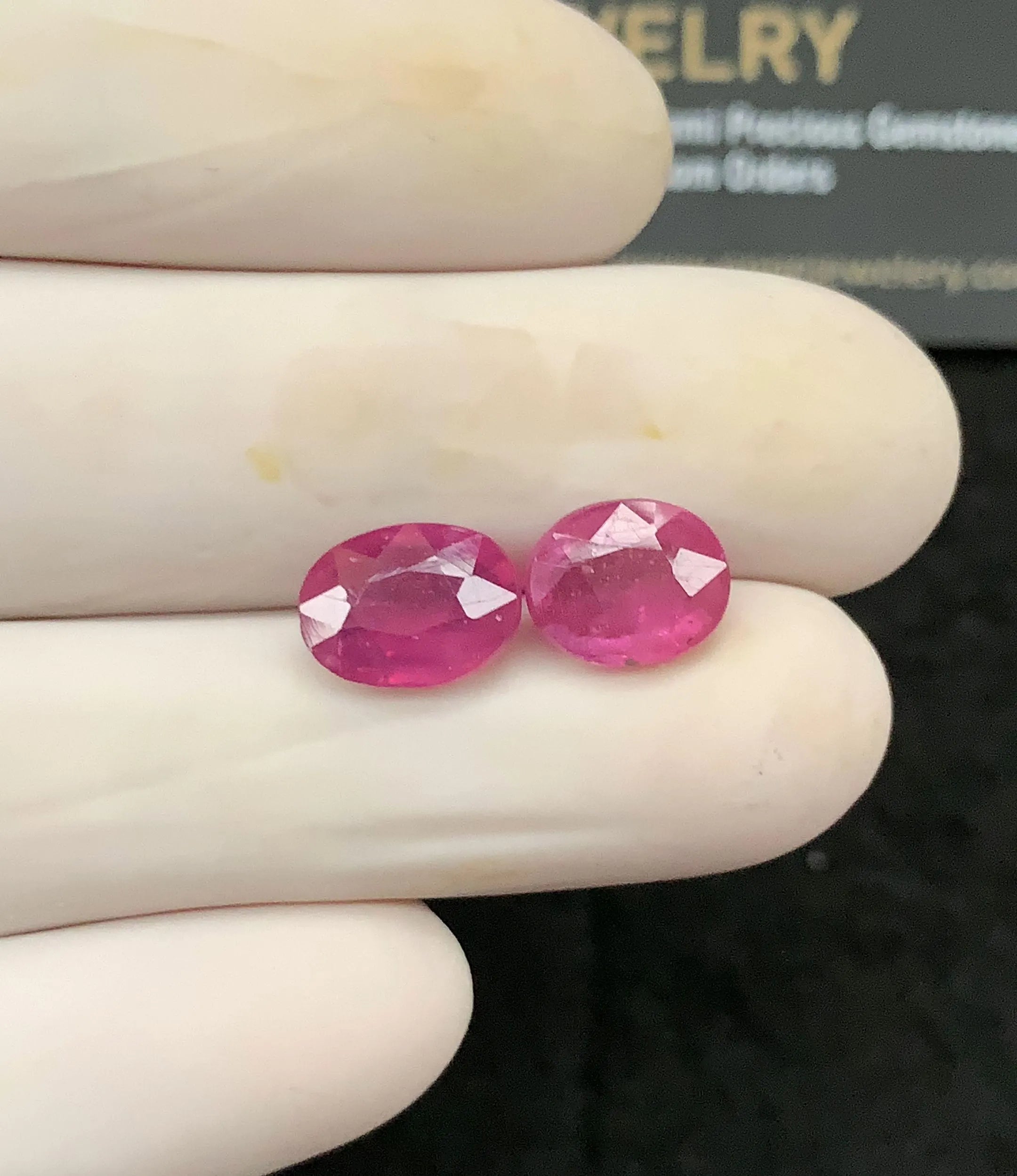 Natural Pink Sapphire Gemstone Faceted Cut Oval High Quality Loose Gemstones For Jewelry Making Wholesalegems 9-10 MM Size 2 Pcs SM24722