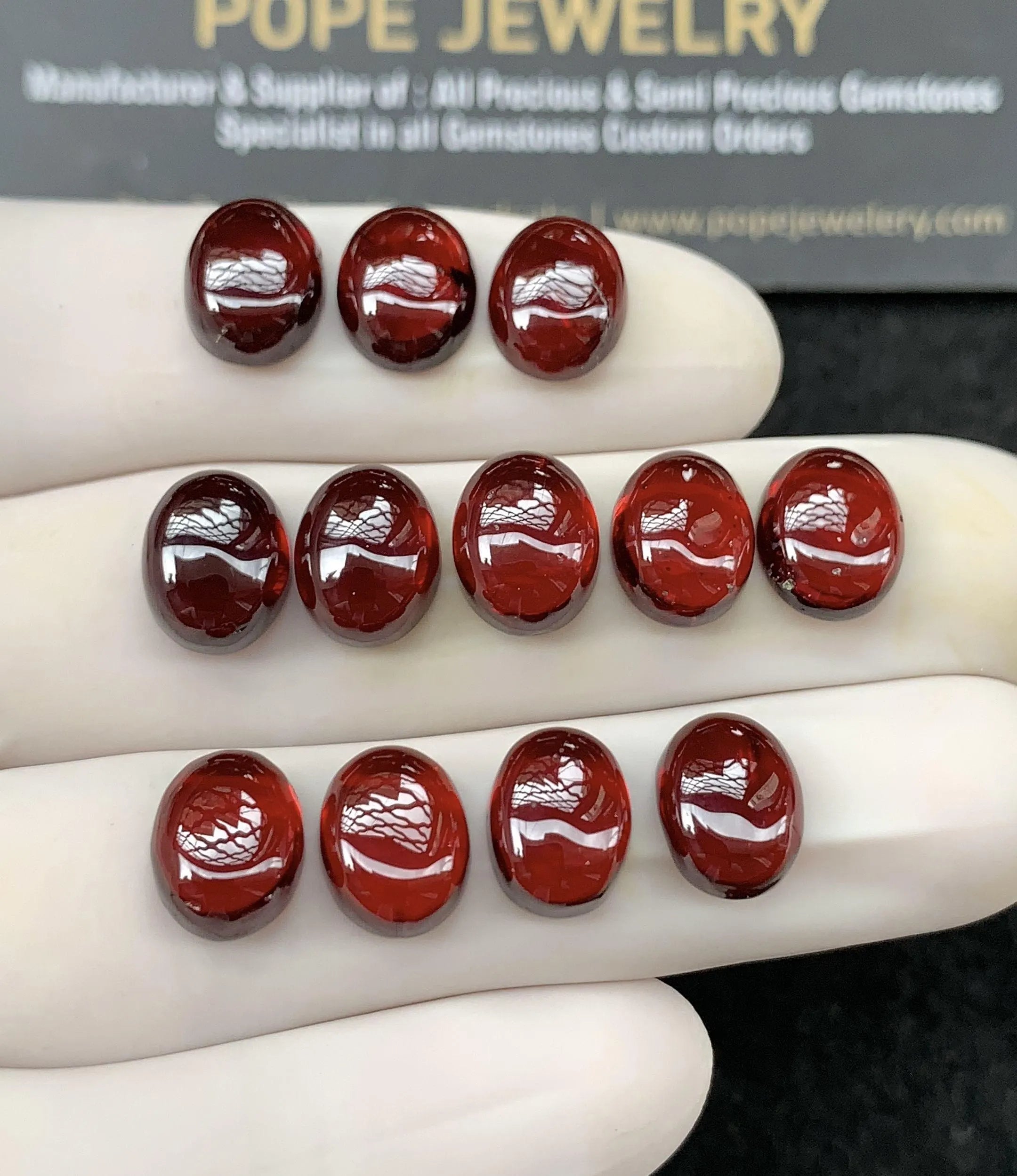 Natural Pyrope Garnet Gemstone Smooth Oval Cabs High Quality Loose Gemstones For Jewelry Making Wholesalegems 8x10 MM Size 12 Pcs SM24599