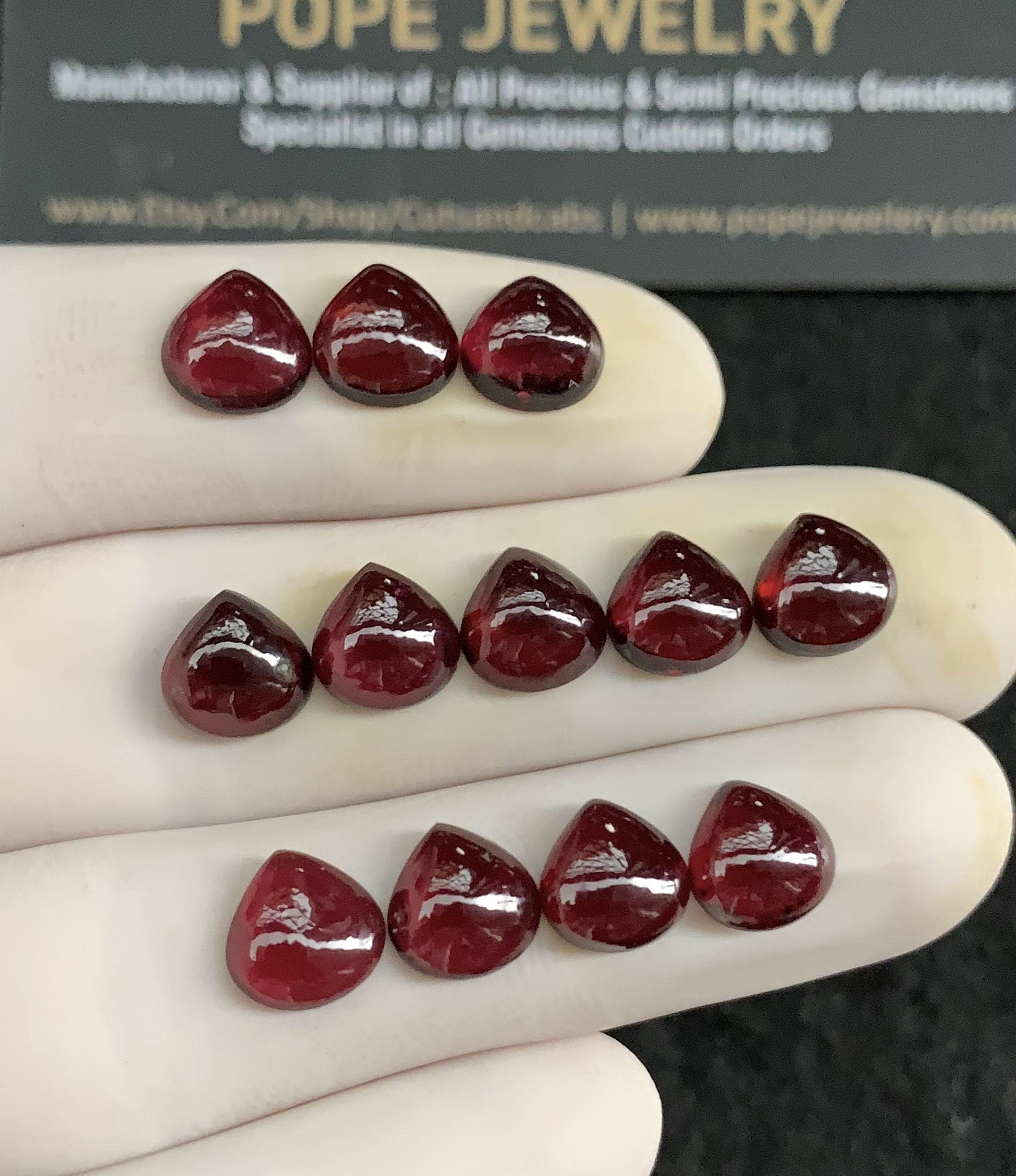 Natural Garnet Gemstone Smooth Heart Cabochon High Quality Loose Gemstones For Jewelry Making Wholesalegems 8 MM Size 12 Pcs SM24612