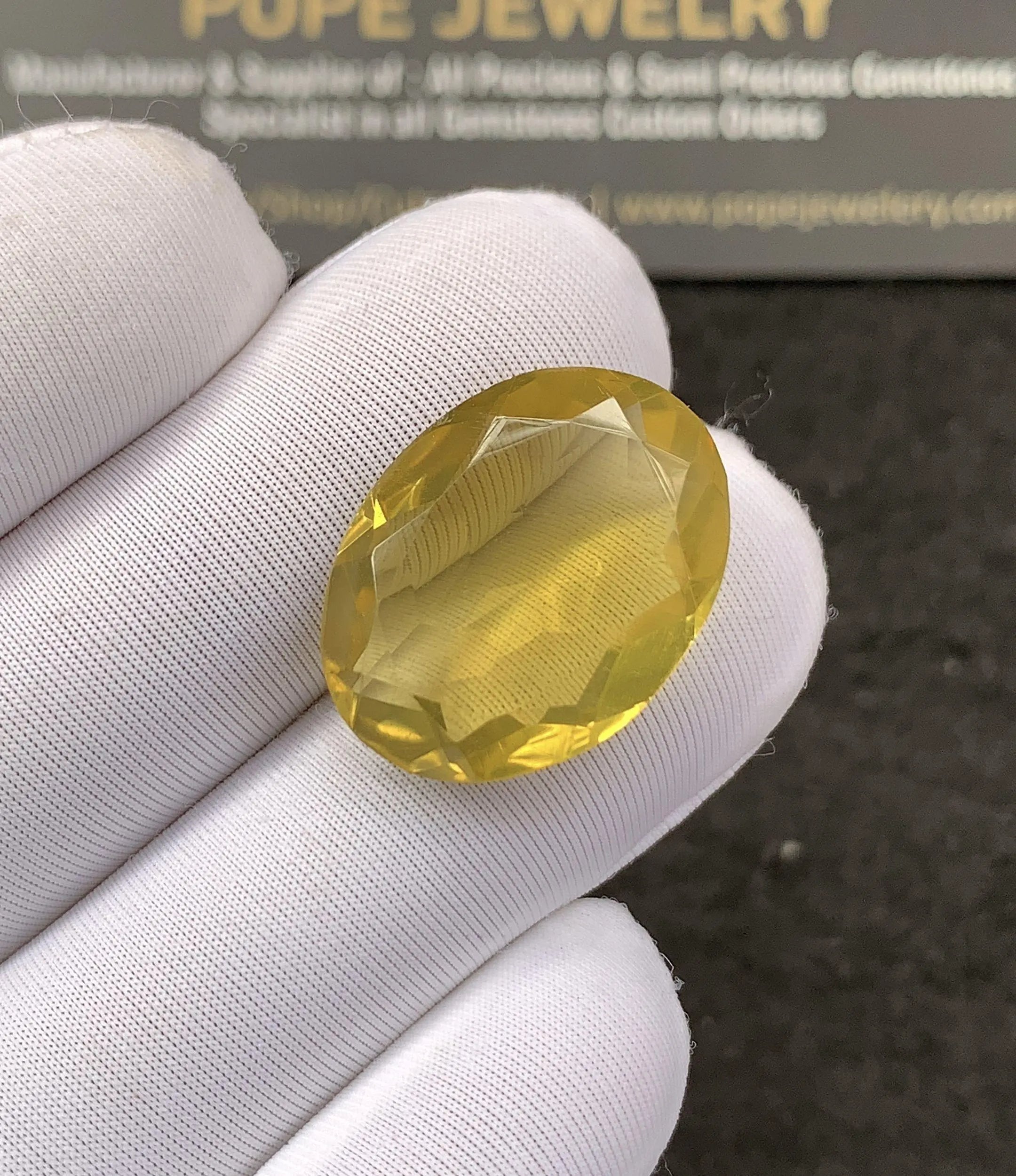 Natural Lemon Quartz Gemstone Faceted Cut Oval Shape Loose Gemstone For Jewelry Making Wholesalegems 22x16x7 MM Size SM25232