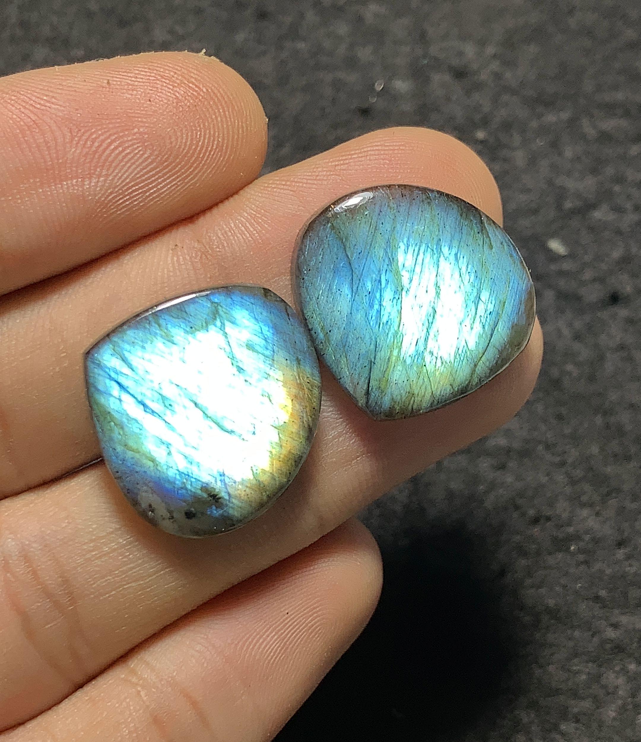 Natural Labradorite Gemstone Smooth Heart Shape Cabochon Loose Gemstones For Jewelry Making Wholesalegems 21x20 MM Size 1 Pair SM25701