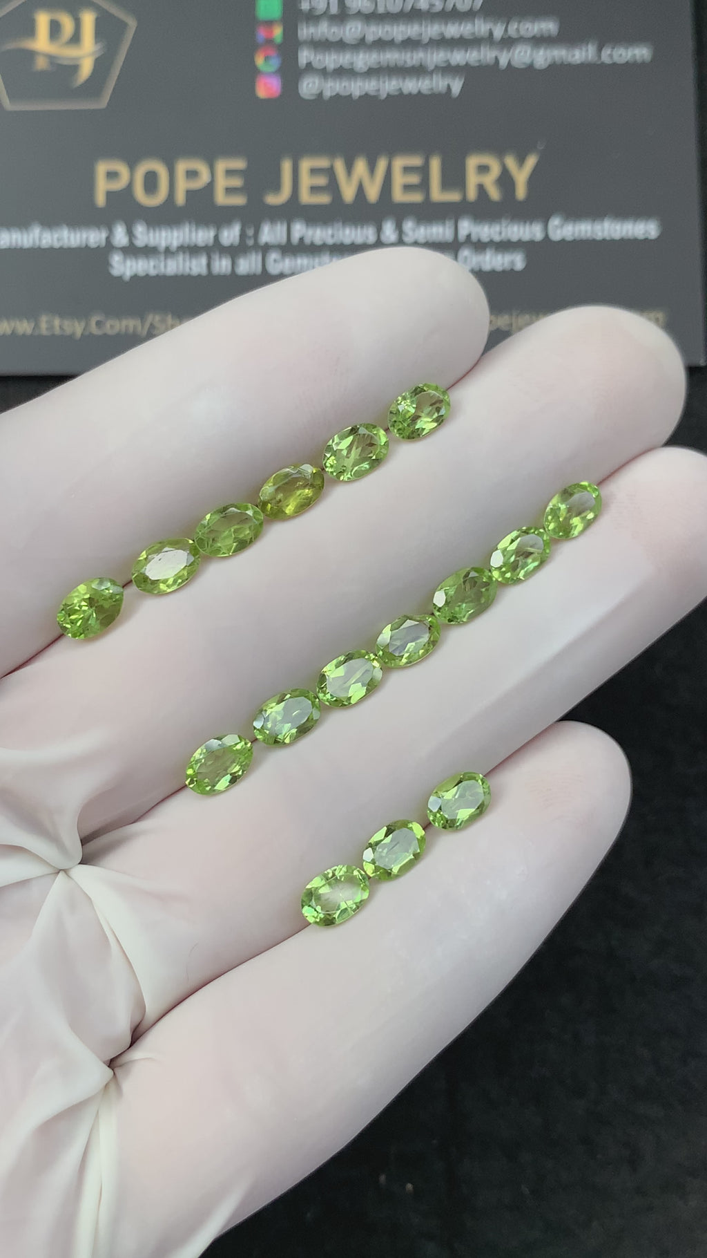 Natural Peridot Gemstone Faceted Cut Oval Shape High Quality Loose Gemstone For Jewelry Making Wholesalegems 6x4 MM Size 16 Pcs SM25342