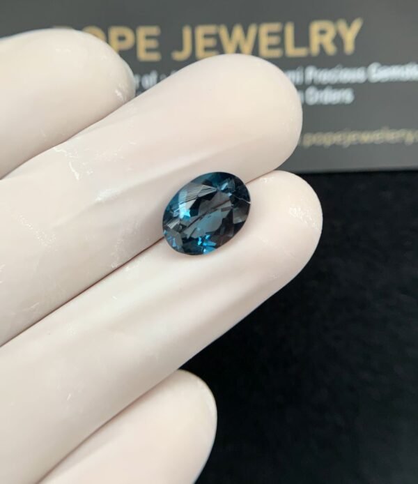Natural London Blue Topaz Gemstone Faceted Cut Oval Shape High Quality Loose Gemstones For Jewelry Making 11x8x5 MM Size 1 Pcs SM24356