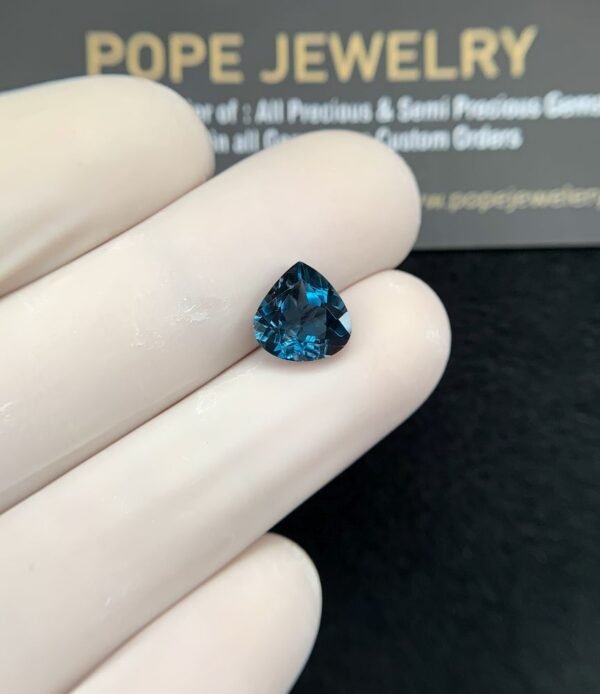 Natural London Blue Topaz Gemstone Faceted Cut Heart Shape High Quality Loose Gemstones For Jewelry Making 9x9x5 MM Size 1 Pcs SM24371