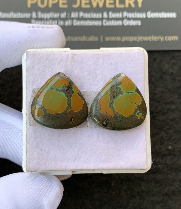 Natural Tibetan Turquoise Gemstone Smooth Heart Shape Cabochon High Quality Loose Gemstones For Jewelry Making 18 MM Size 1 Pair V2669